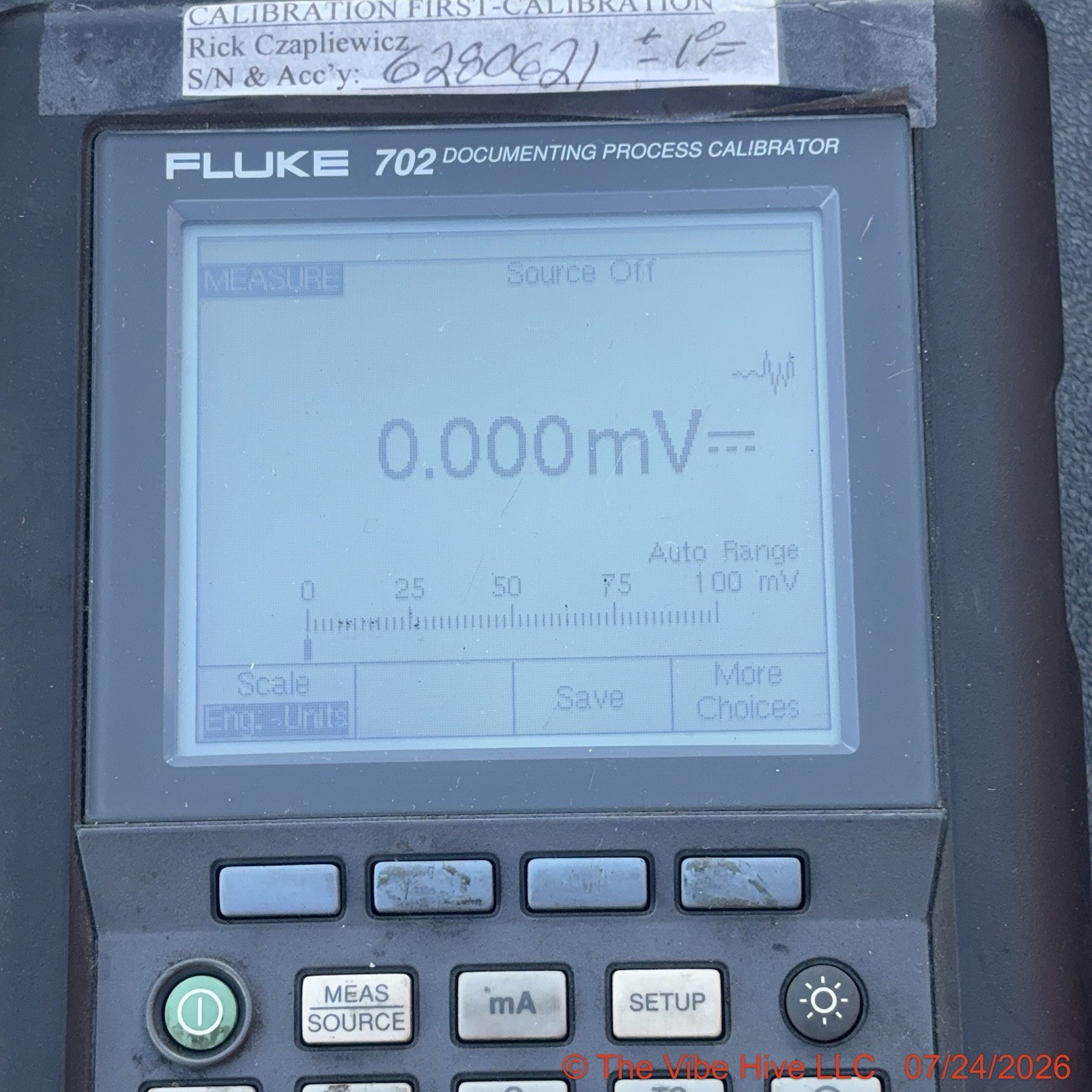 Fluke 702 Documenting Process Calibrator Device Only