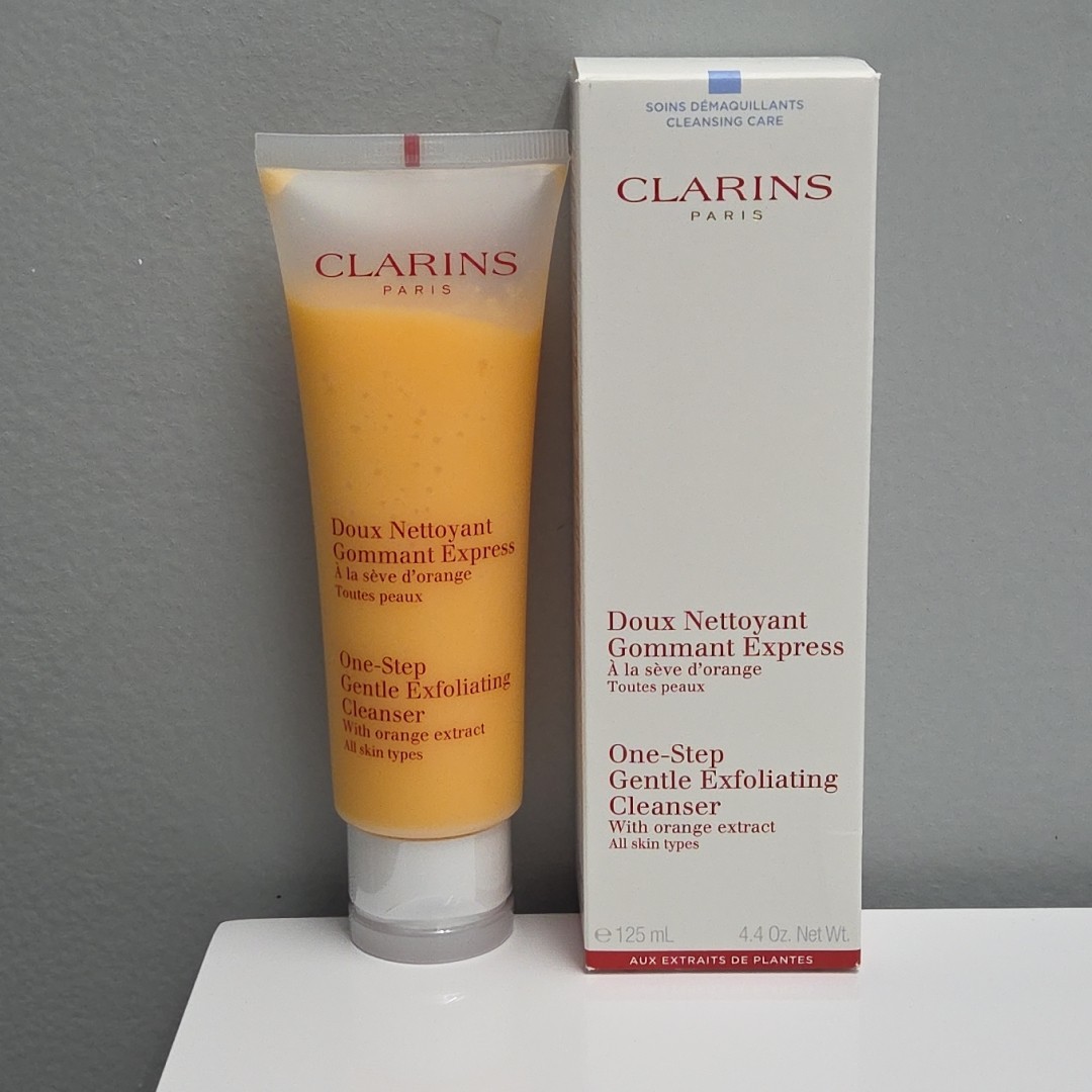 Clarins One-Step Gentle Exfoliating Cleanser Orange Extract All Skin Type 4.4oz