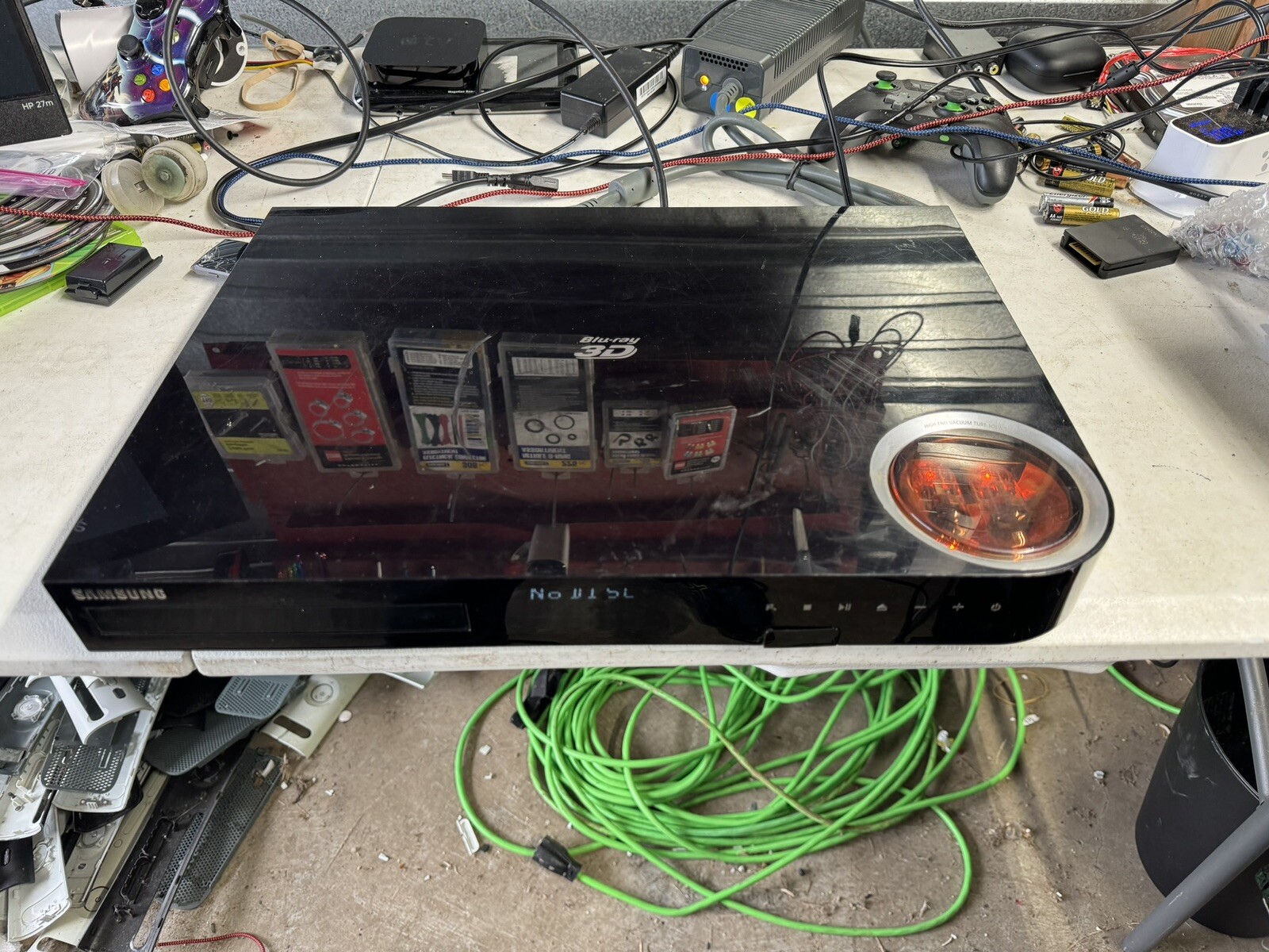 Samsung HT-F6500W Blu-ray Home Player (0nly) w/ Vacuum Tube 3.1ch 800w & Remote