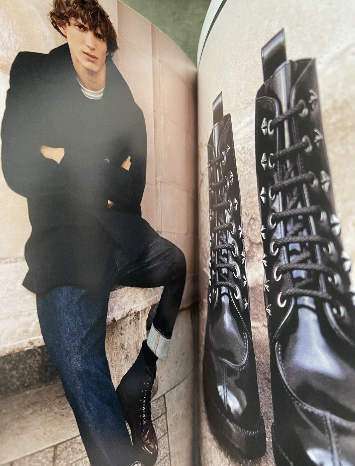 JIMMY CHOO 2017 Autumn/Winter Brochure
