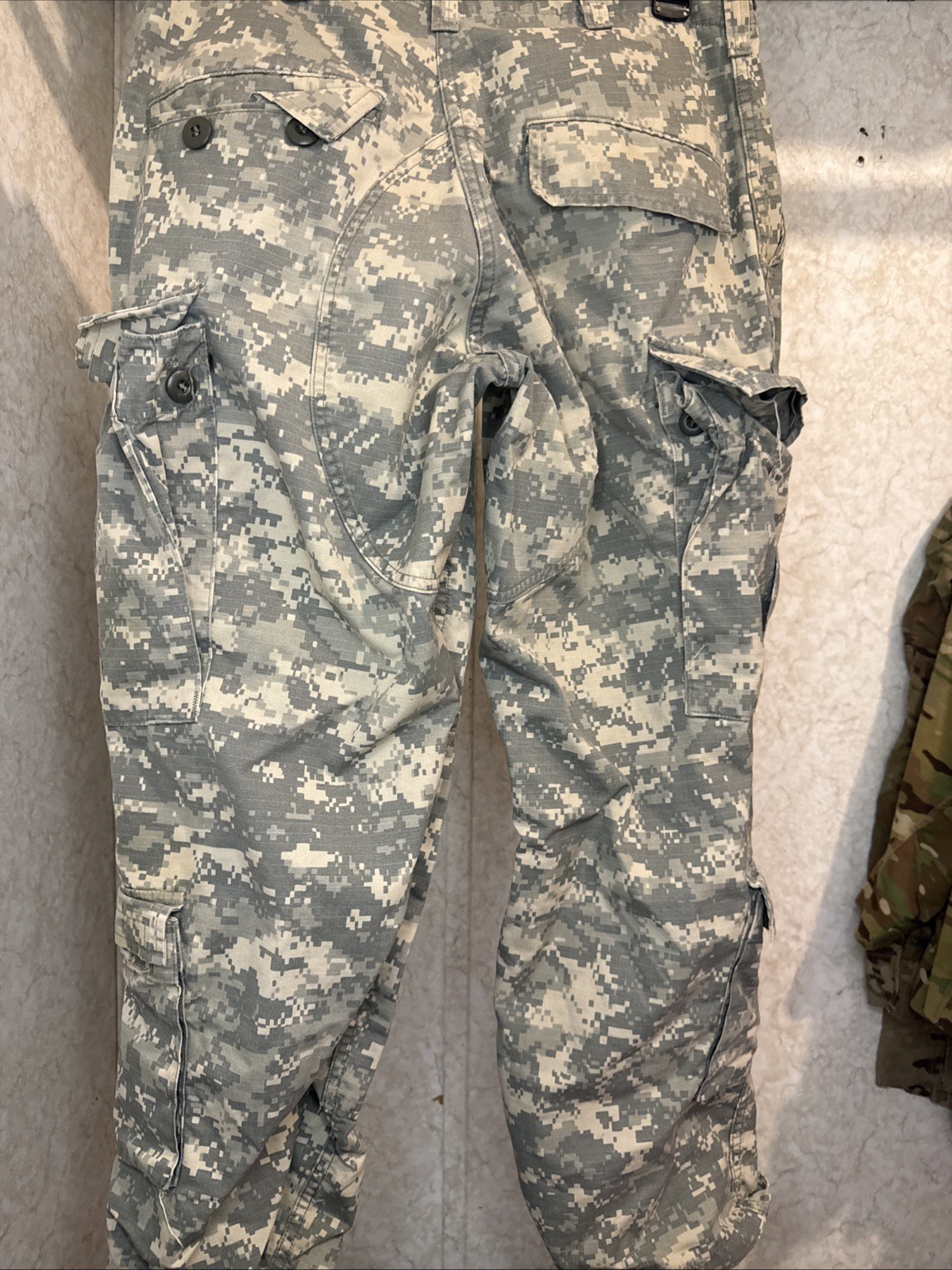 US ARMY ACU PANTS SIZE SMALL - X- SHORT