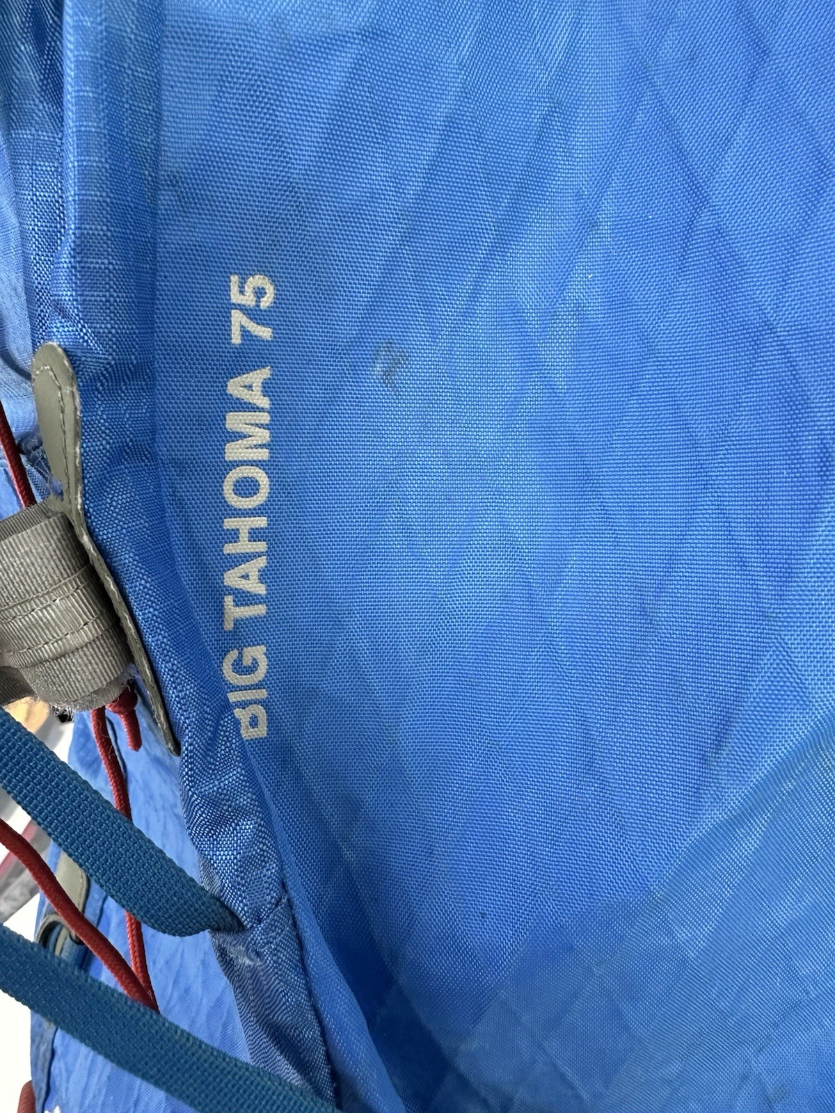 Eddie Bauer First Ascent Big Tahoma 75 Backpack / Blue / Large