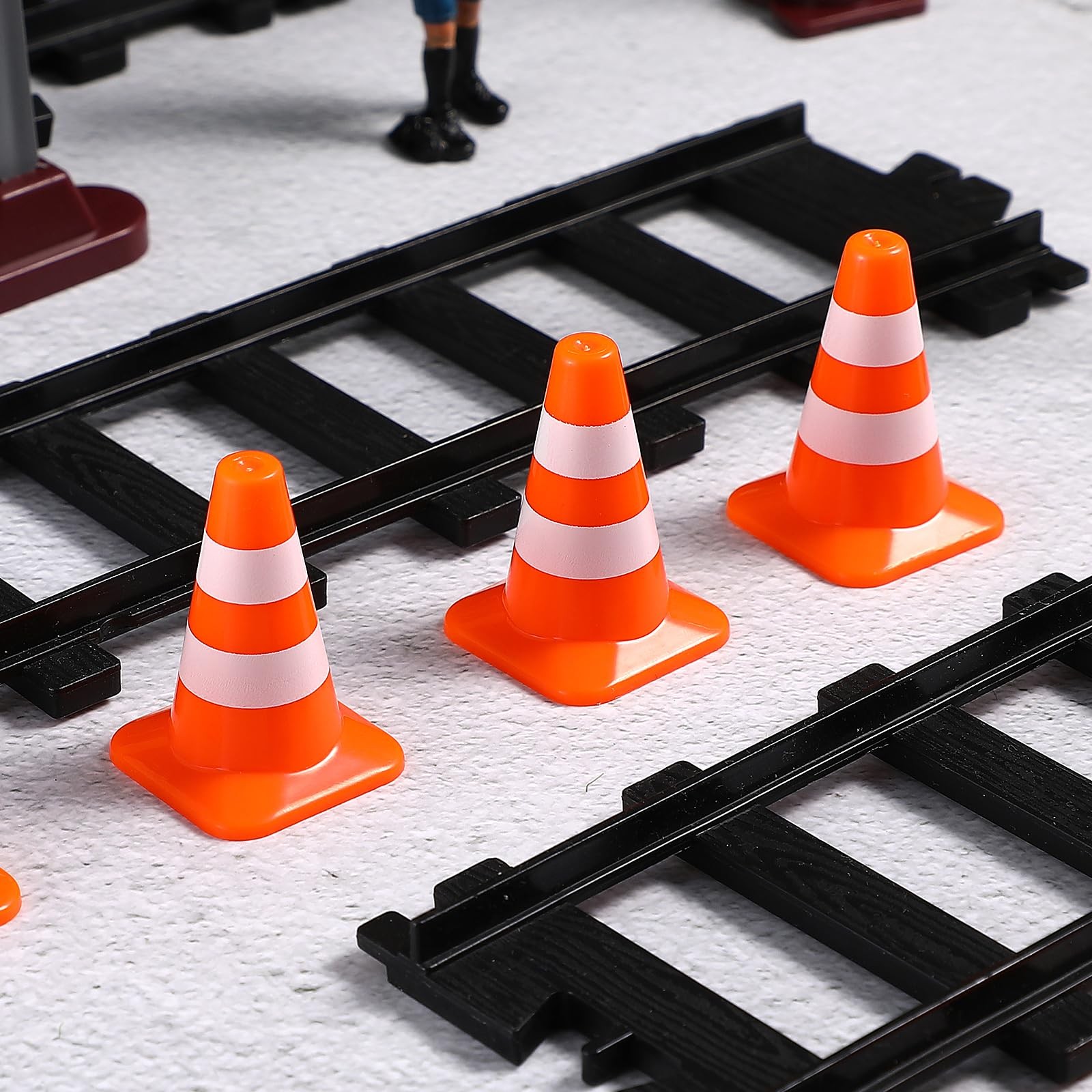 14Pcs Mini Traffic Cones Small Cones Tiny Simulation Road Parking Signs Plast...