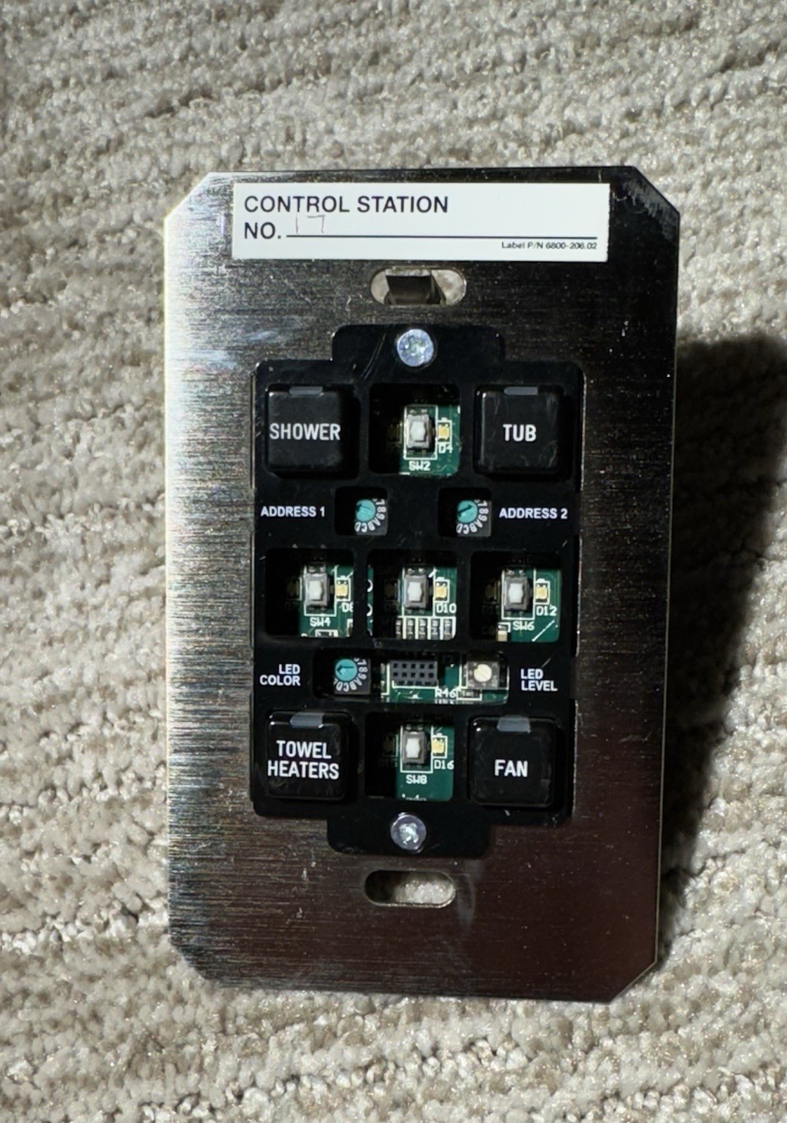 LiteTouch MET RGB Backlit Template Low Voltage Keypad