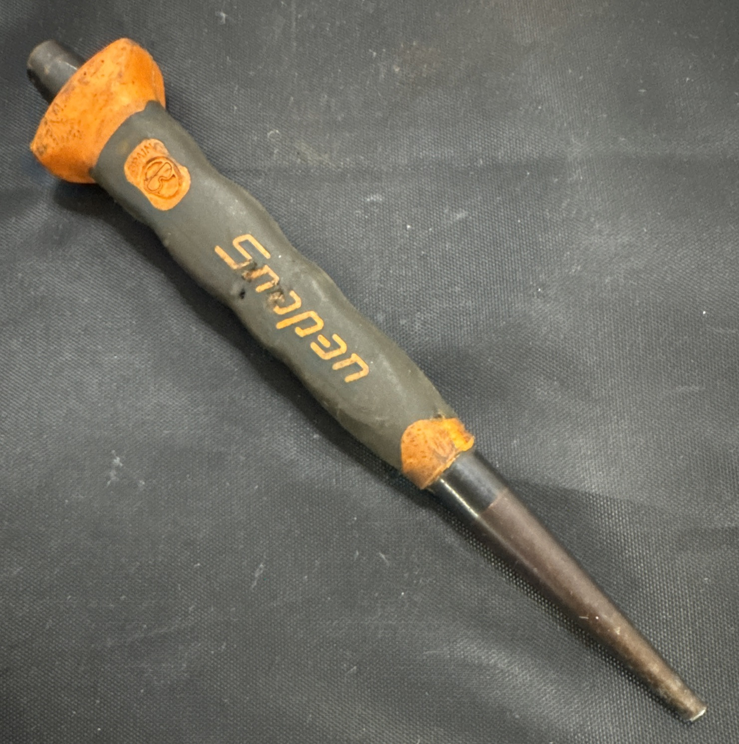 Snap-on Tools SPAIN ORANGE Soft Grip 5/32" Starter Punch PPSG205O