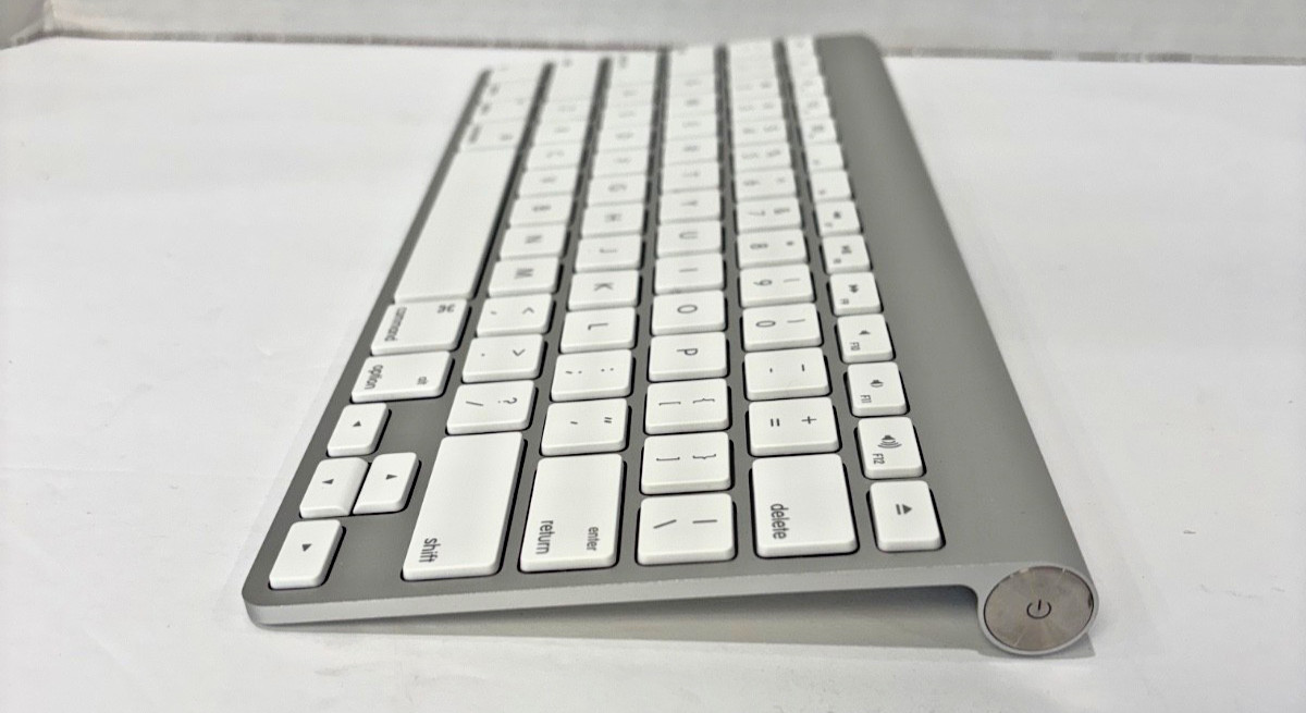 OEM Apple A1314 Bluetooth 3rd Gen Wireless Keyboard