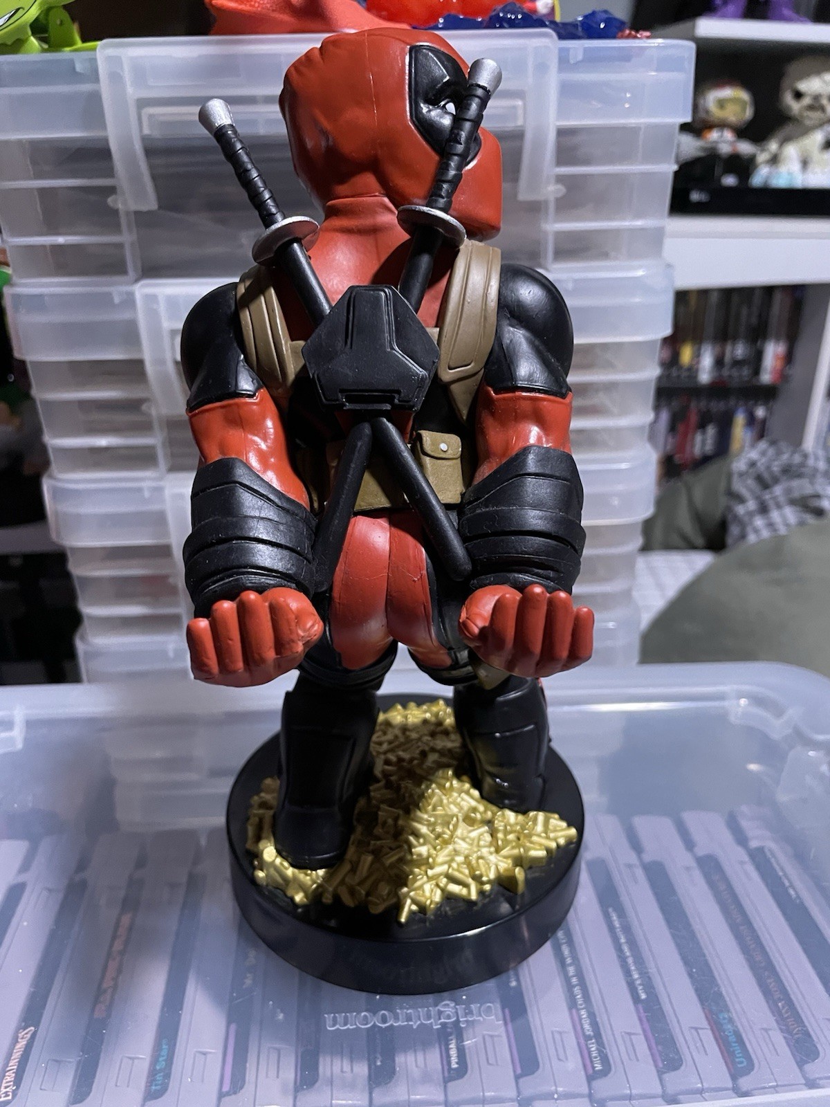 Cable Guys Deadpool Controller Holder With Gold Bullet Shells