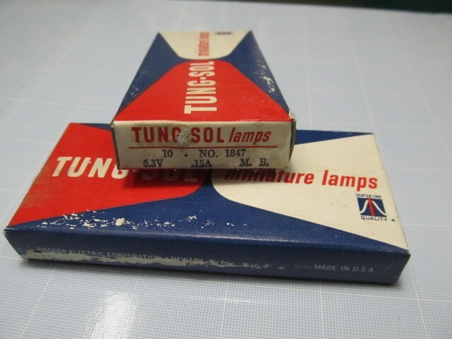 WAGNER ELECTRIC CORP. #47, #1847 bulb, longlife version of #47 lamps, box of 10