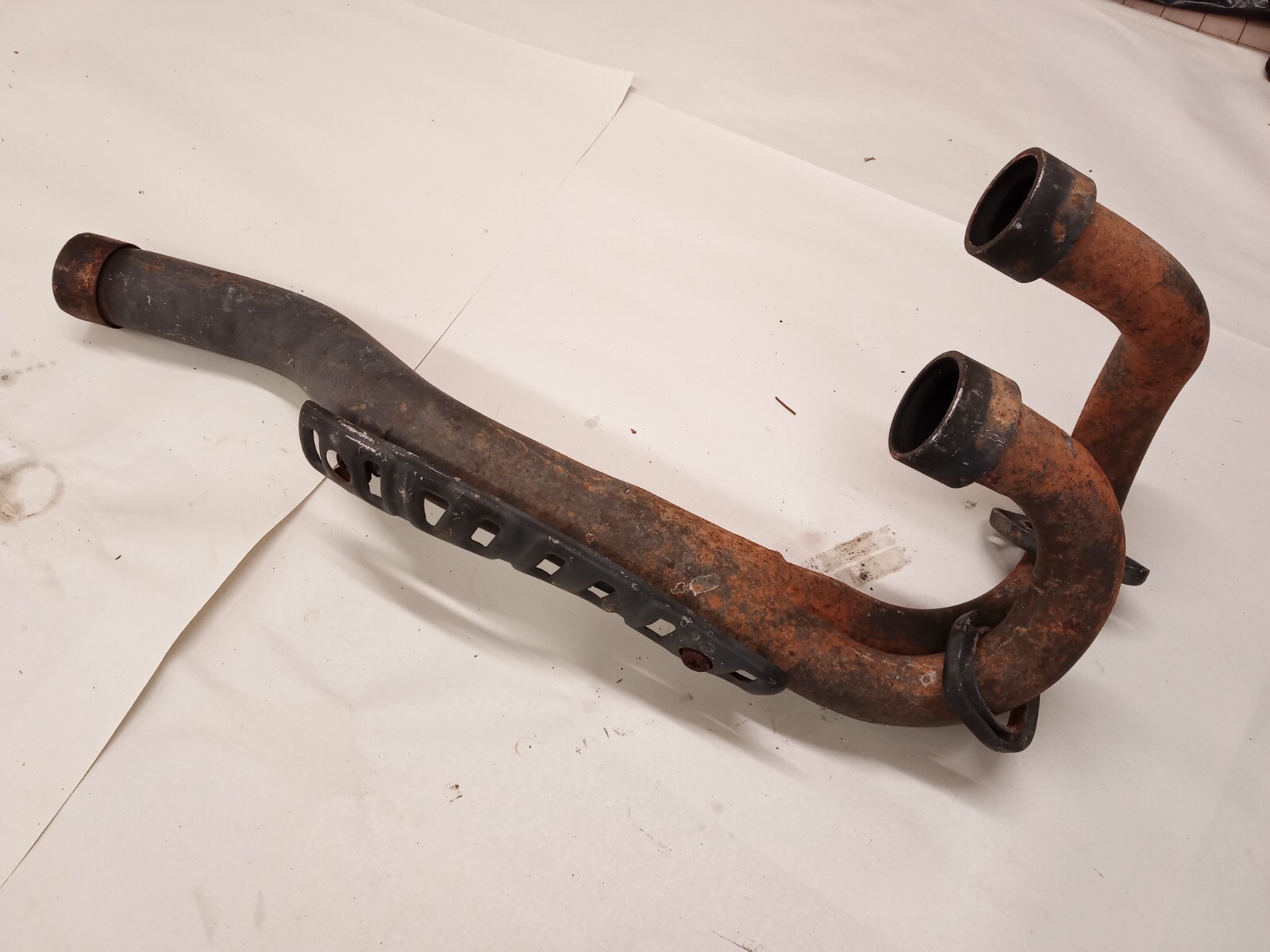 Yamaha TT600  exhaust pipe header with guard Fits 1983-1994
