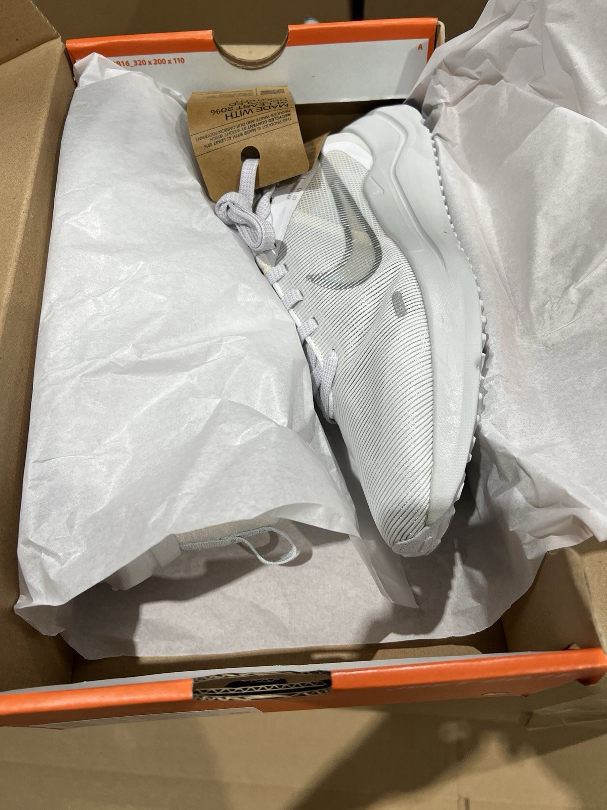 Nike Women's Low-Top Sneakers, White Metallic Silver Pure Platinum - Downshifter
