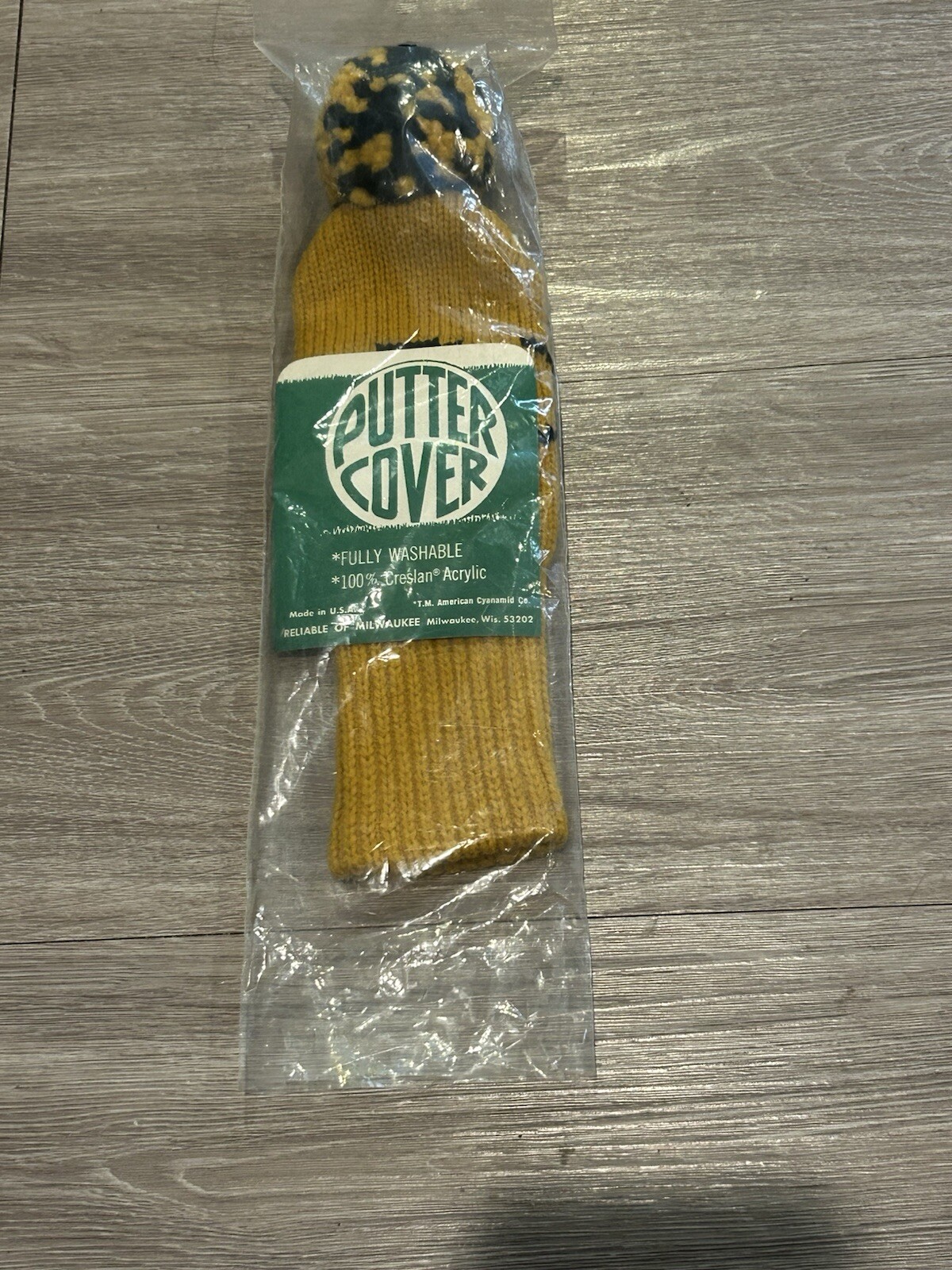 100% creslan Acrylic Putter Cover