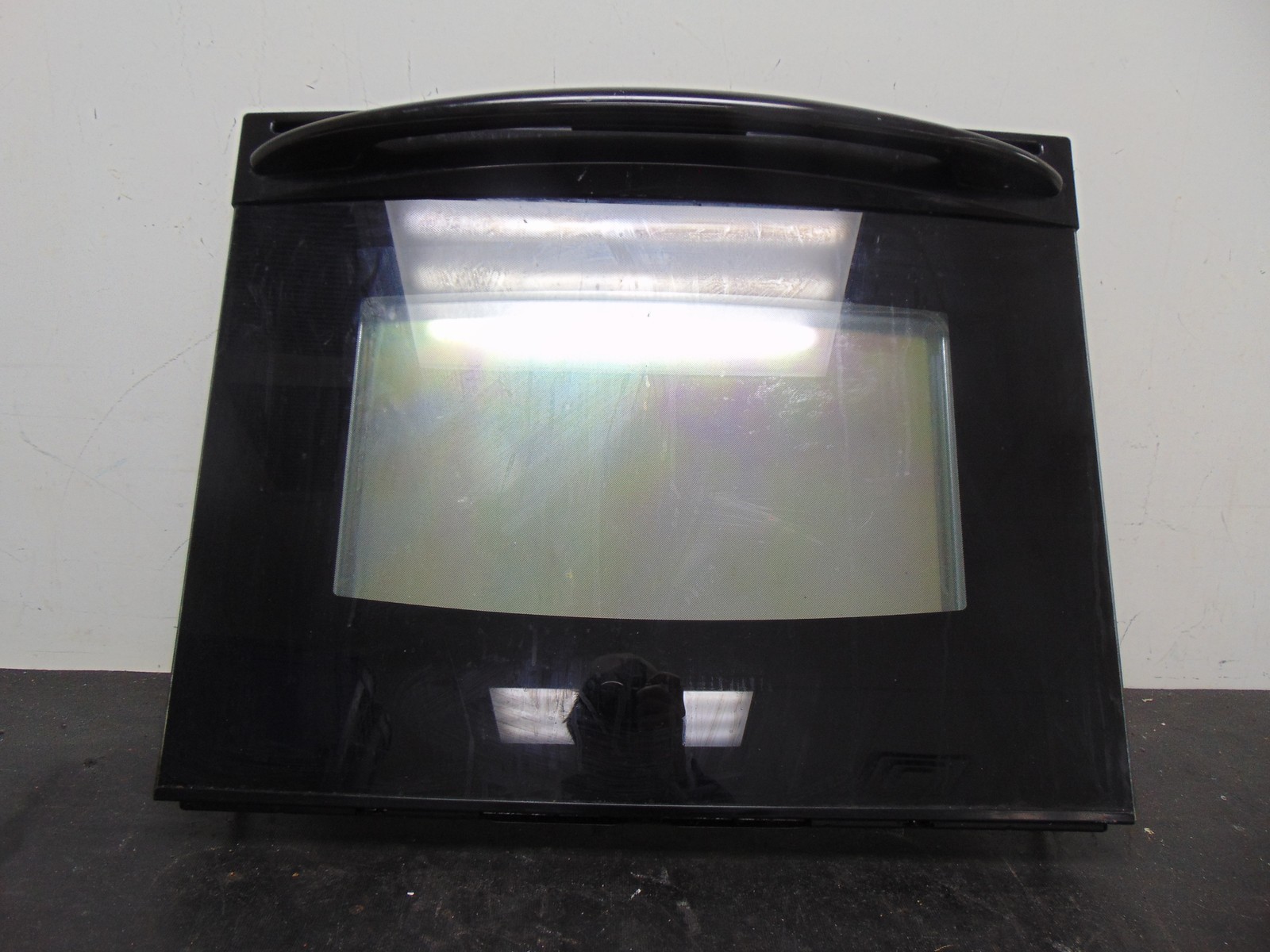 GE Range PB920DT1BB Door Assembly with Handle WB56T10190