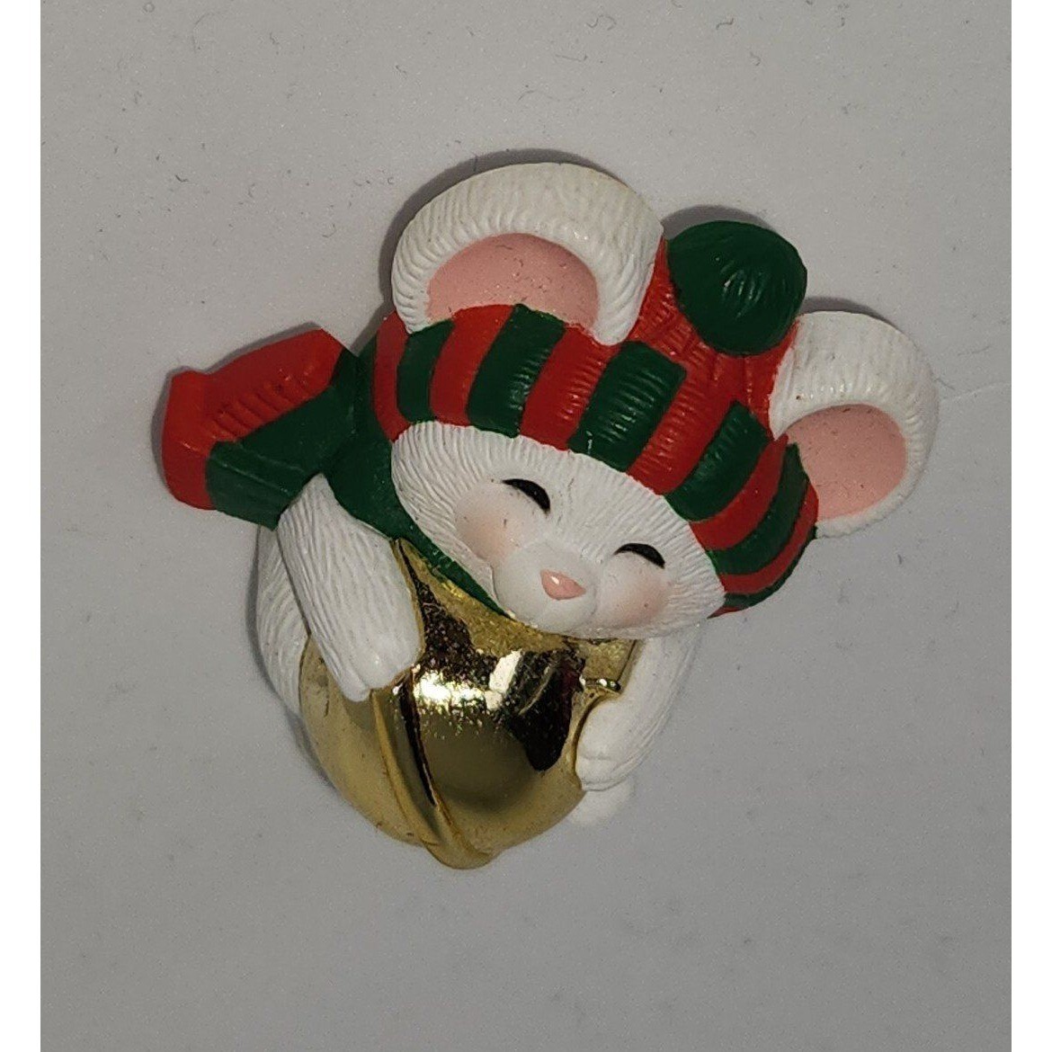 Vintage Hallmark Christmas Mouse Pin