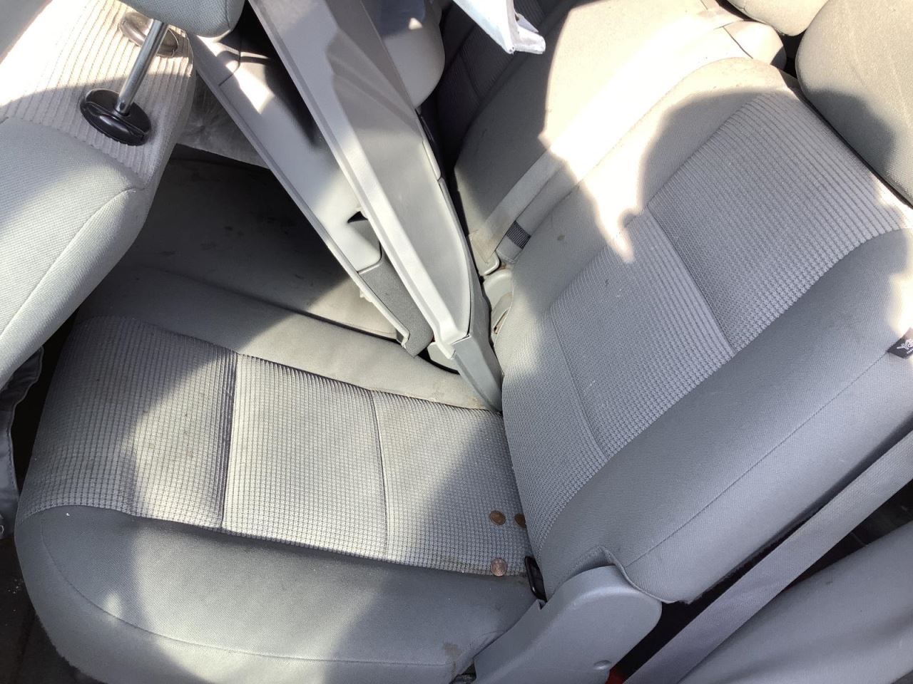 DURANGO 2007 Glove Box 4673399