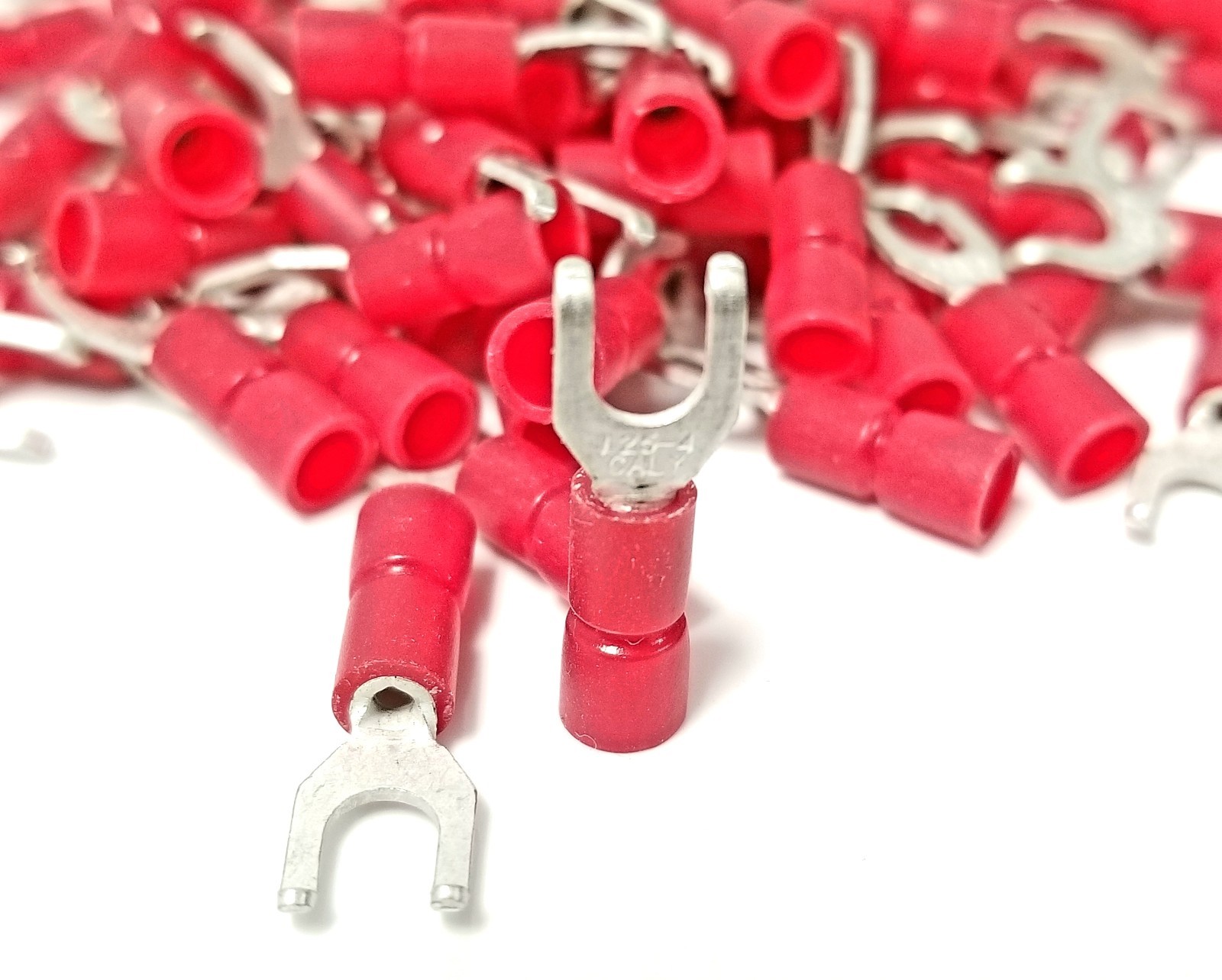 100PK FLANGED FORK Terminal, 22-18 Red Vinyl Insulated #8 Hook
