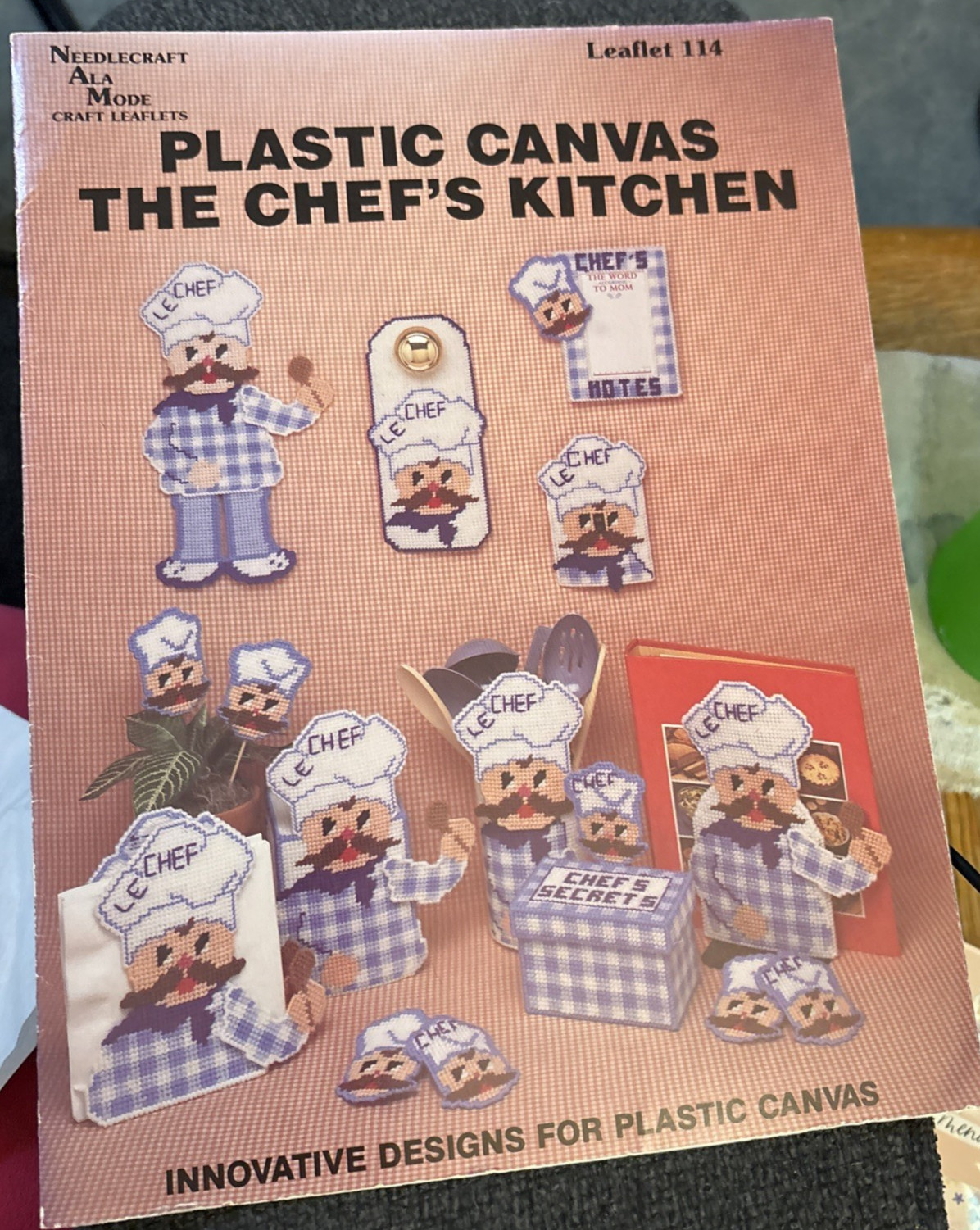 Vtg Rare Needlecraft Ala Mode PLASTIC CANVAS THE CHEF'S KITCHEN 1989 Leaflet 114
