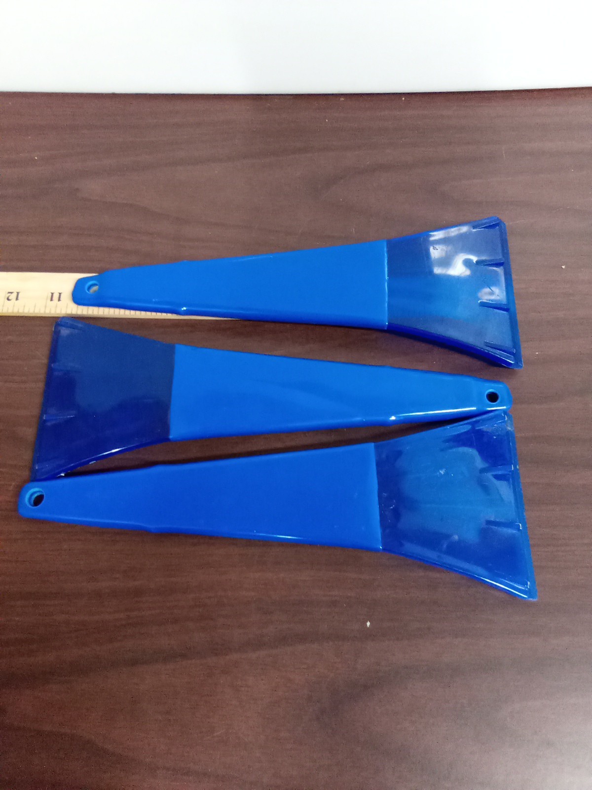 Miscellaneous Set Of Three Windshield Scrapers Free Shipping
