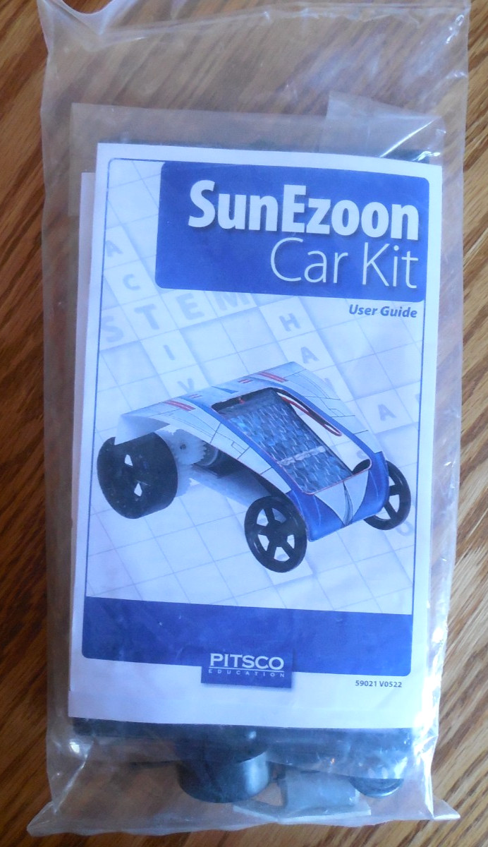NEW/SEALED   2024 Pitsco Education LLC "SunEzoon Solar Car Kit"  STEM