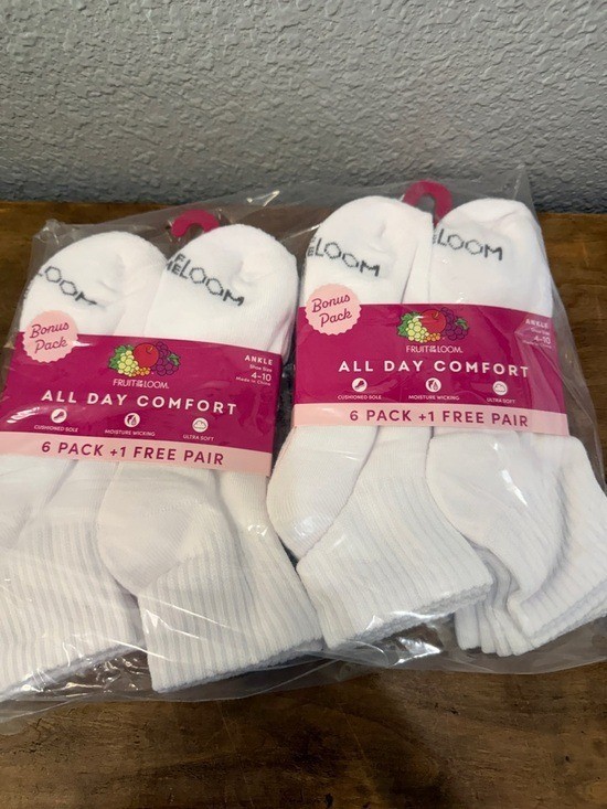 Women’s Fruit of the Loom White Ankle Athletic Socks 6 Pack +1 (2 packs)
