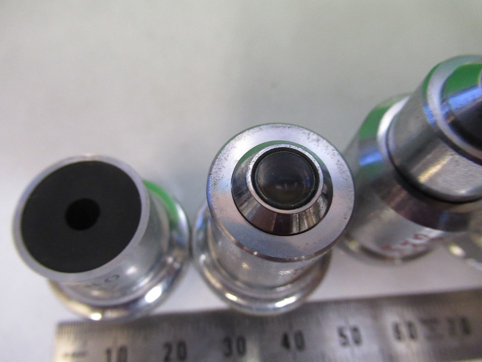 UNITRON JAPAN LOT OBJECTIVES 4 PIECES MICROSCOPE PART AS PICTURED U8-A-35