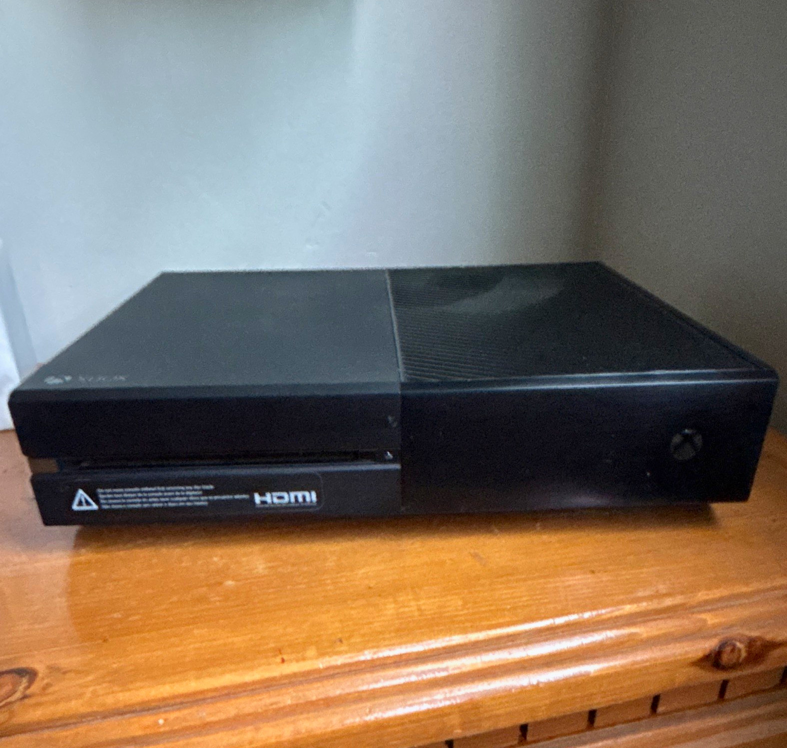Microsoft Xbox One 500GB Black Console 1080p Region Free w/ Wireless Controller