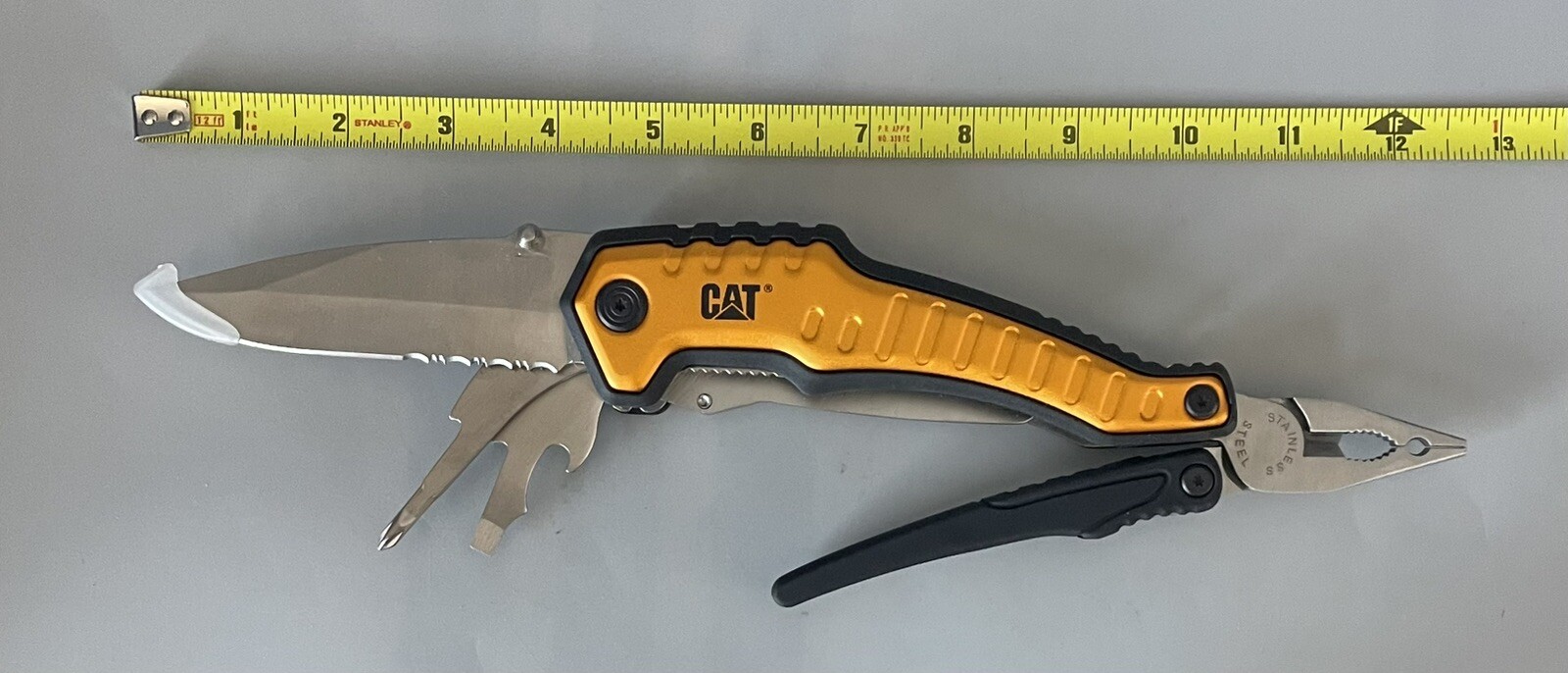 CAT XL Multi Tool w/ OEM Pouch — Tested/Working
