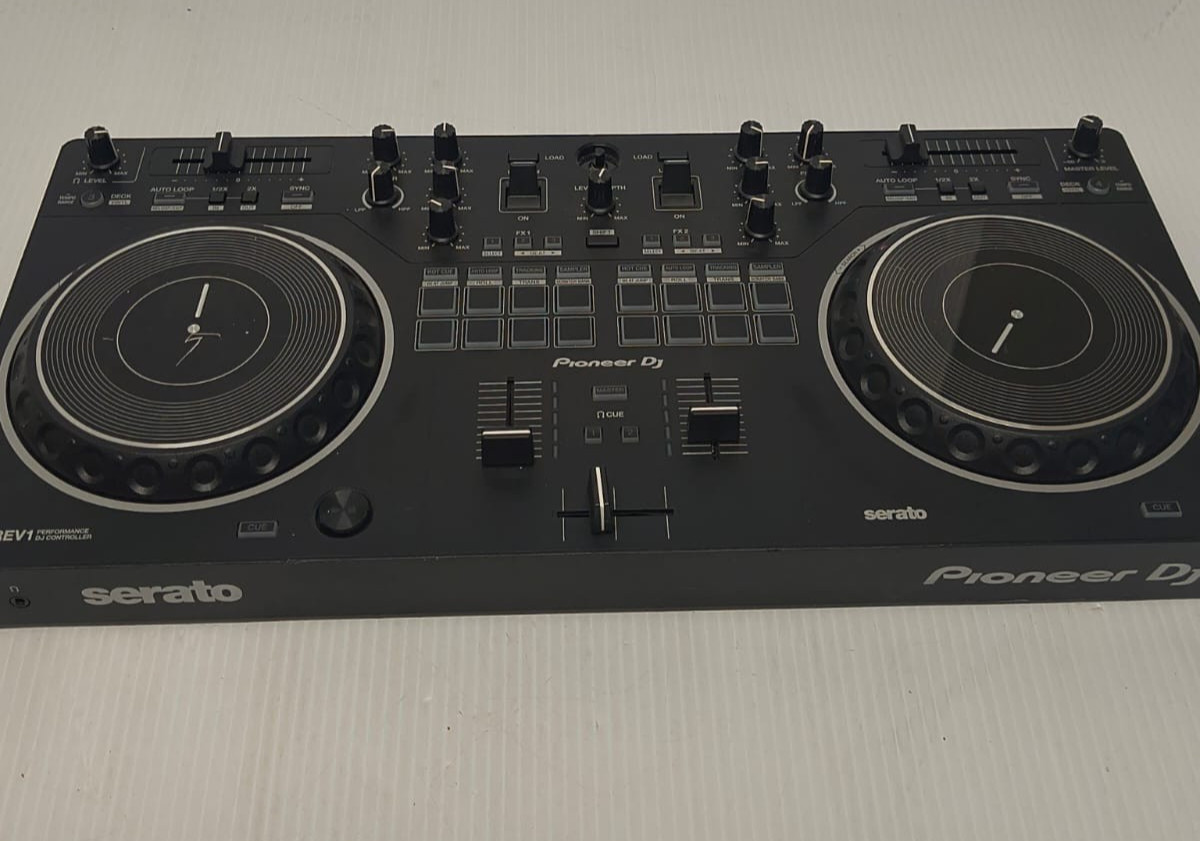 Pioneer DJ 2-Channel DJ Controller DDJ-REV1 Serato Performance DJ Controller