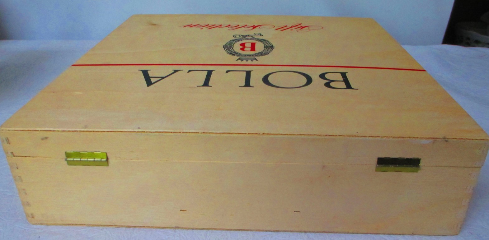 Bolla Gift Selection Wine Box - late 20th Century Empty Rope Handles