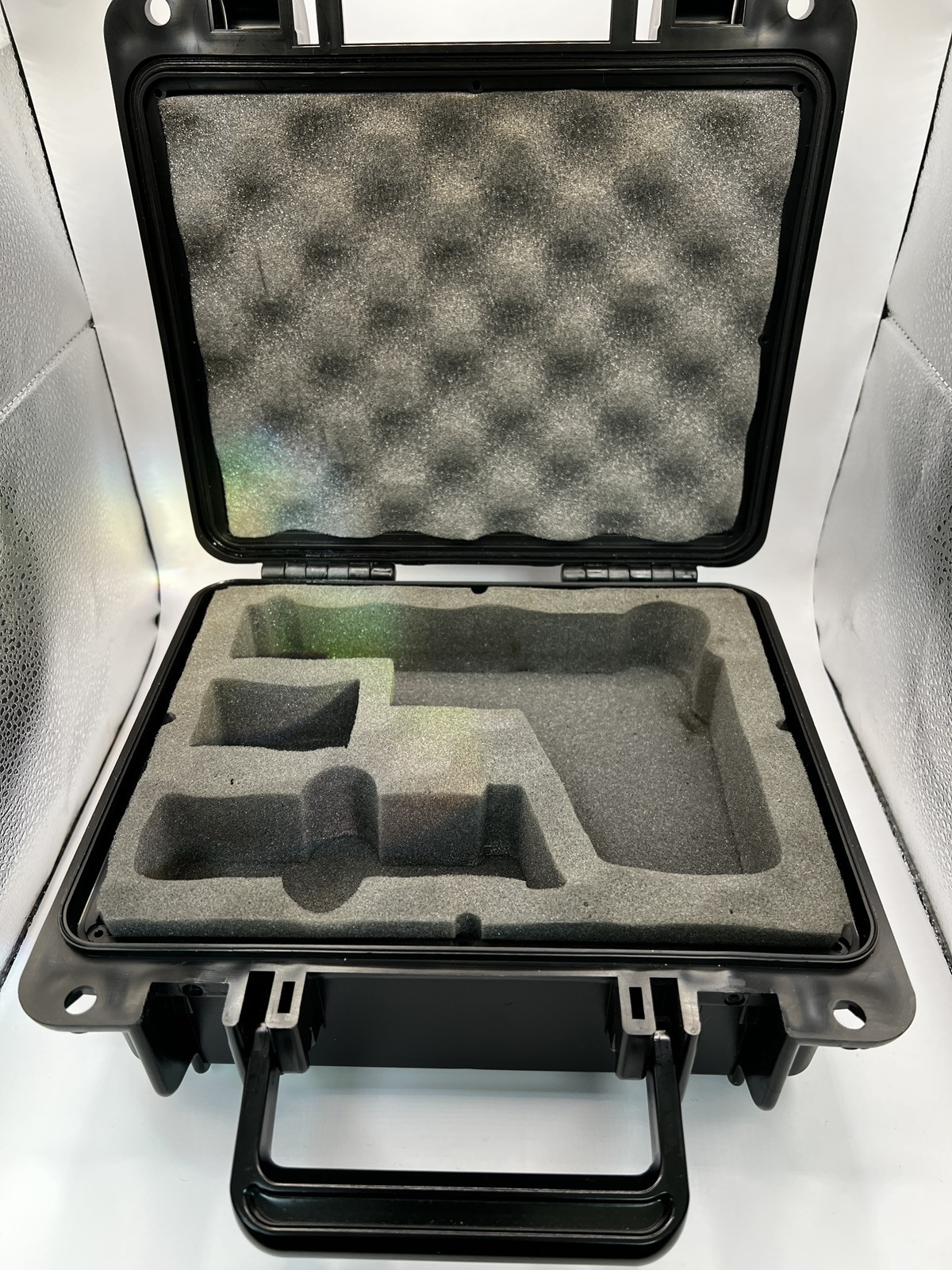 Seahorse 300 Heavy Duty Pistol Case With Foam. Excellent. Used.  Ships Free