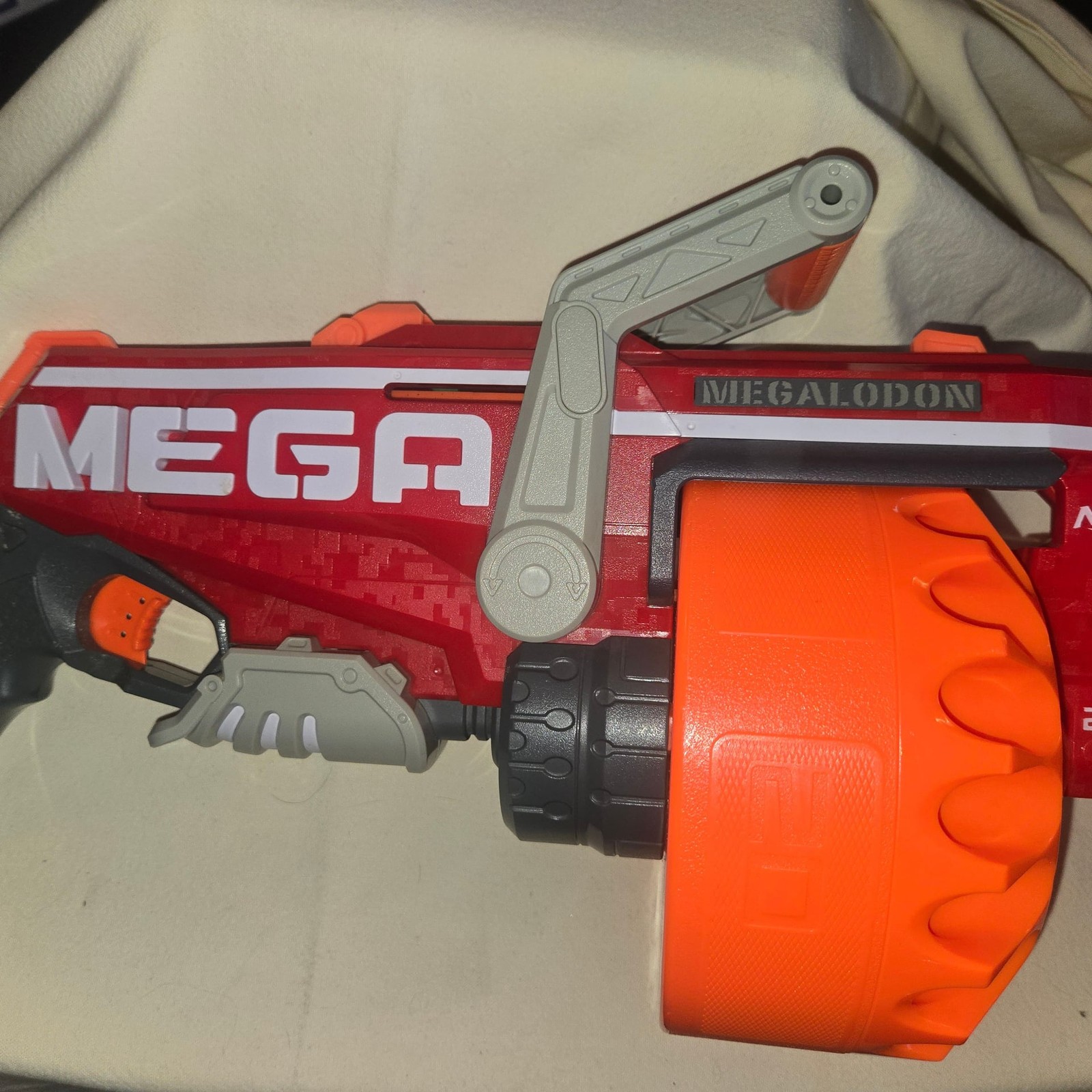 Nerf N-Strike Mega Megalodon Blaster with 20-Dart Rotating Drum