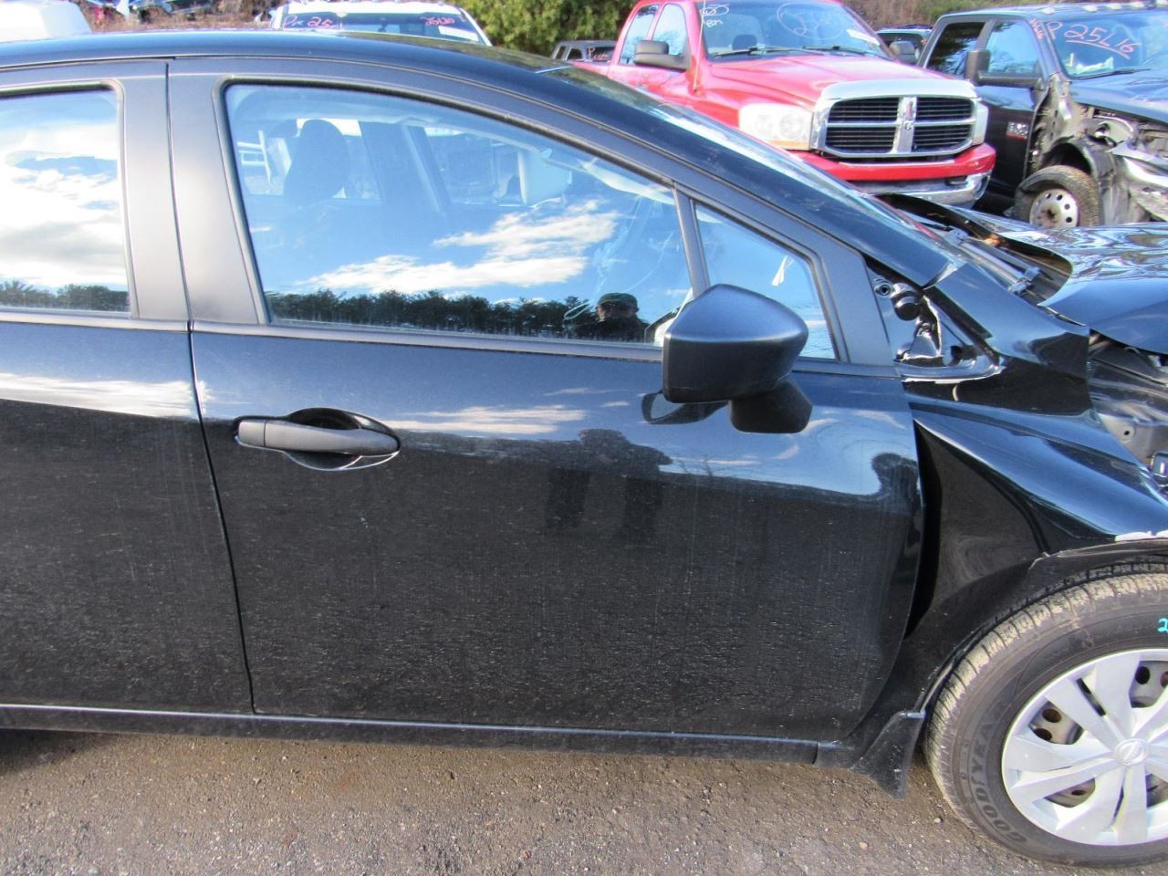 VERSA 2021 Glove Box 1103581