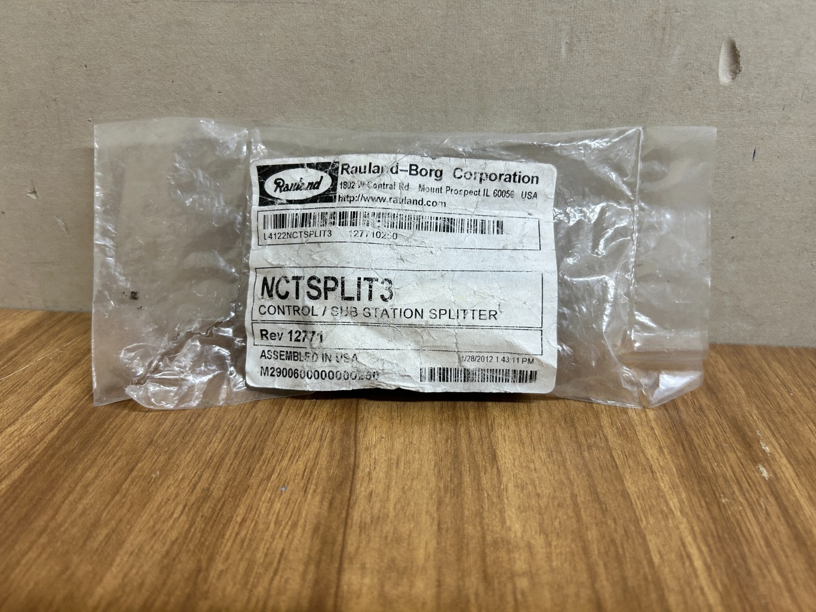 Rauland NCTSPLIT3 Control / Sub Station Splitter