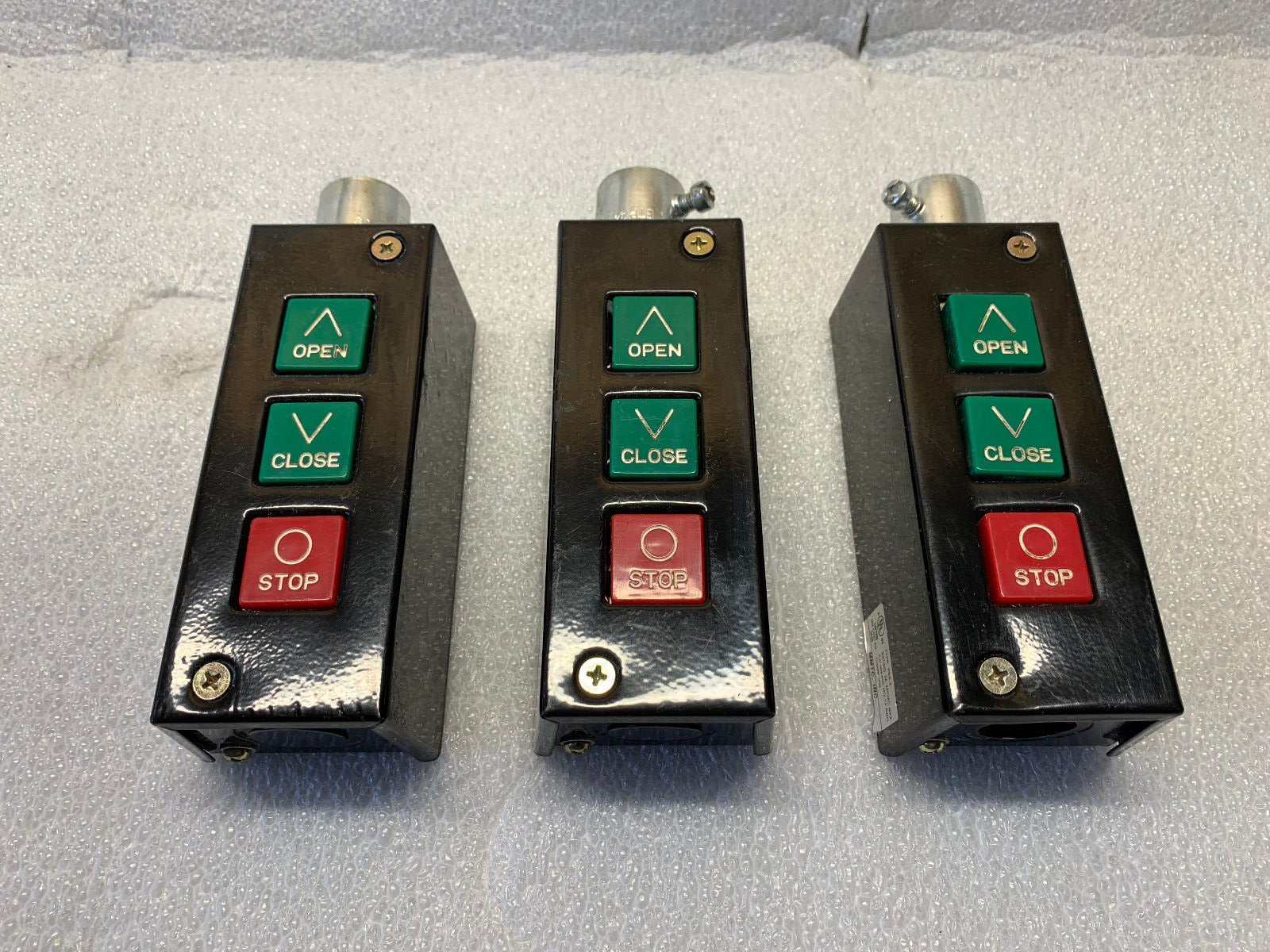 MMTC 3 BUTTON CONTROL STATION PBS-3 - 3 TOTAL AVAILABLE