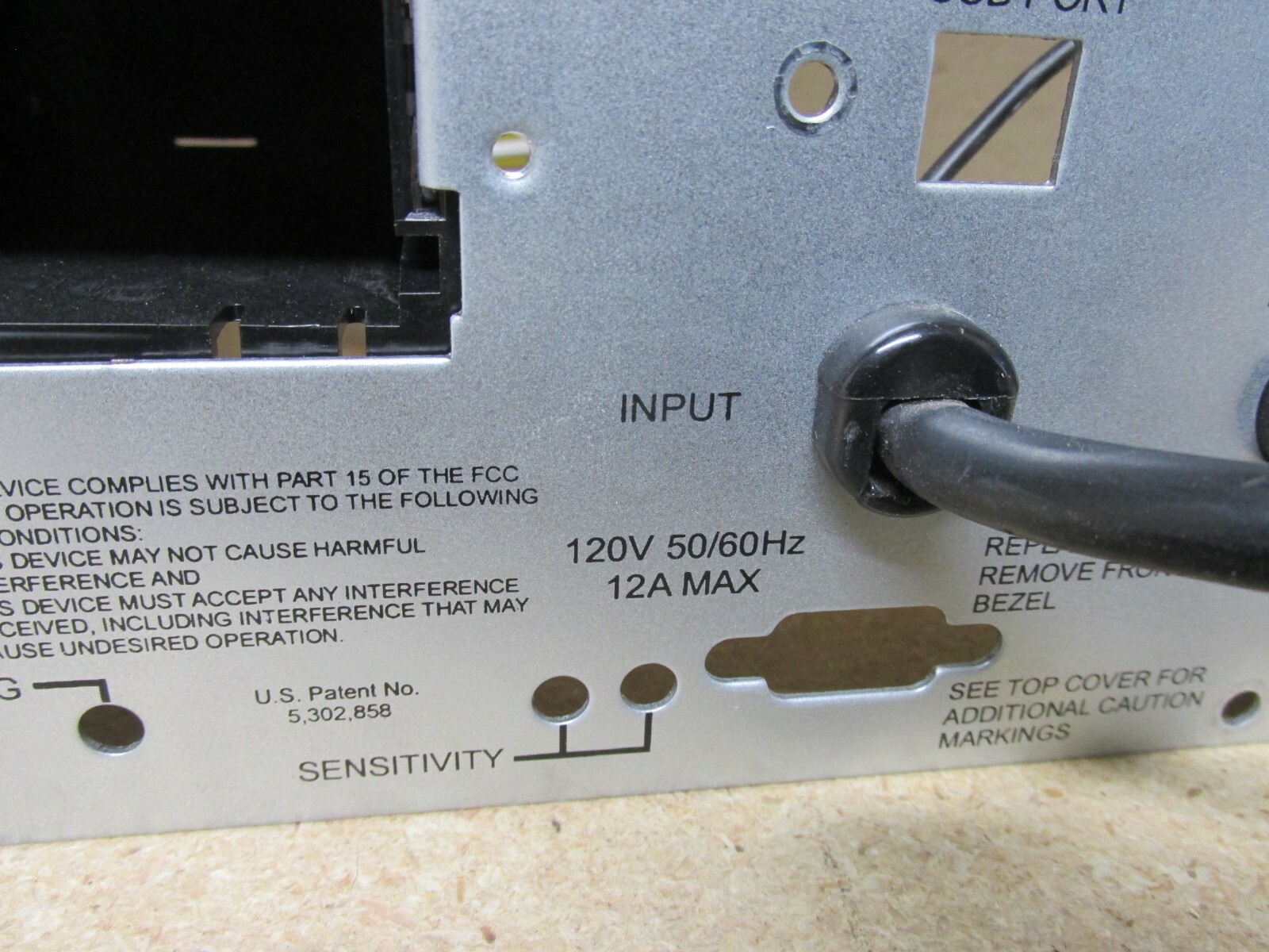 APC SUA1500RM2U REPLACEMENT Back Panel w 6 Outlets & Card Slot