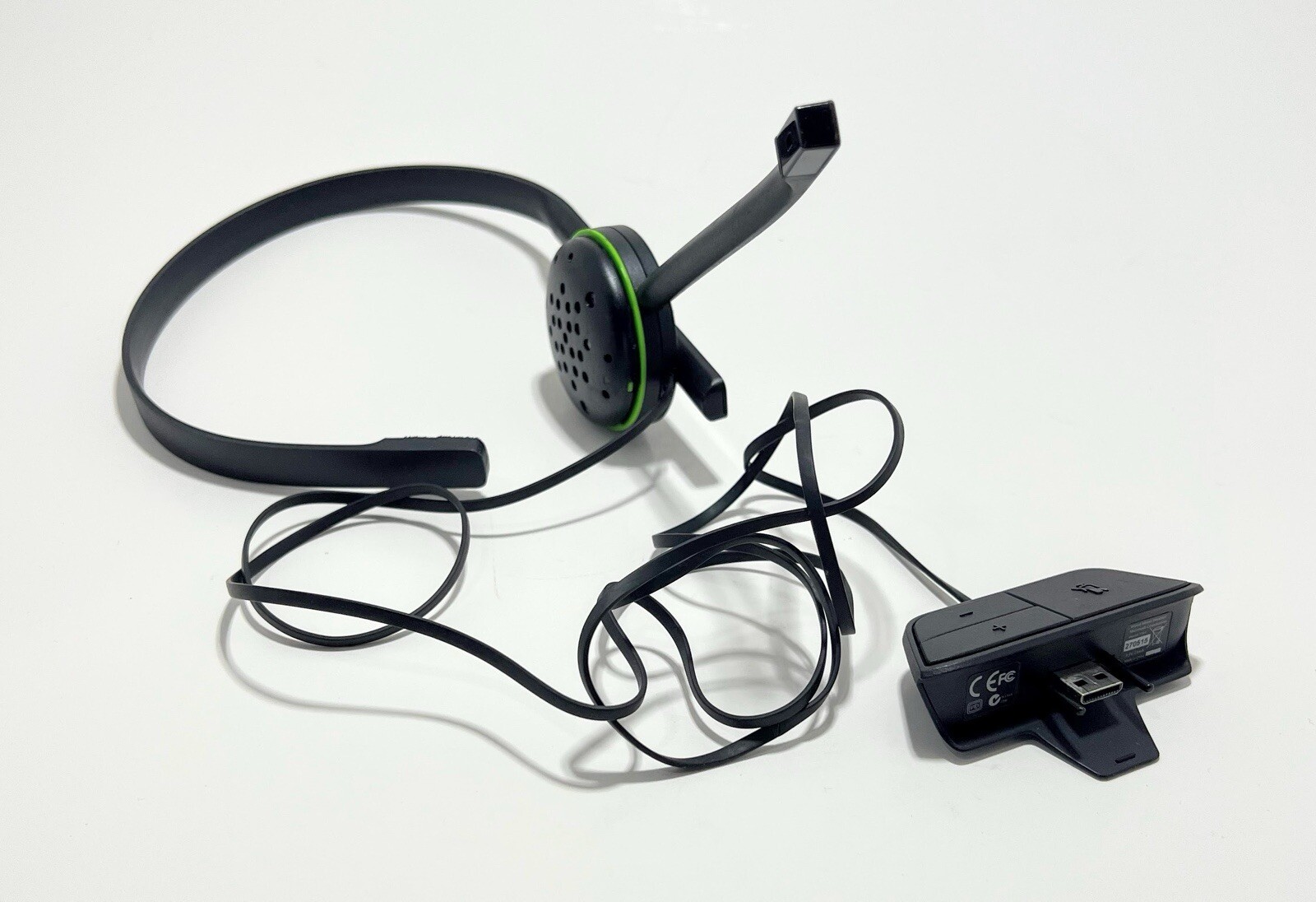 Microsoft 1564 Wired Chat Headset For Xbox One & Windows 10