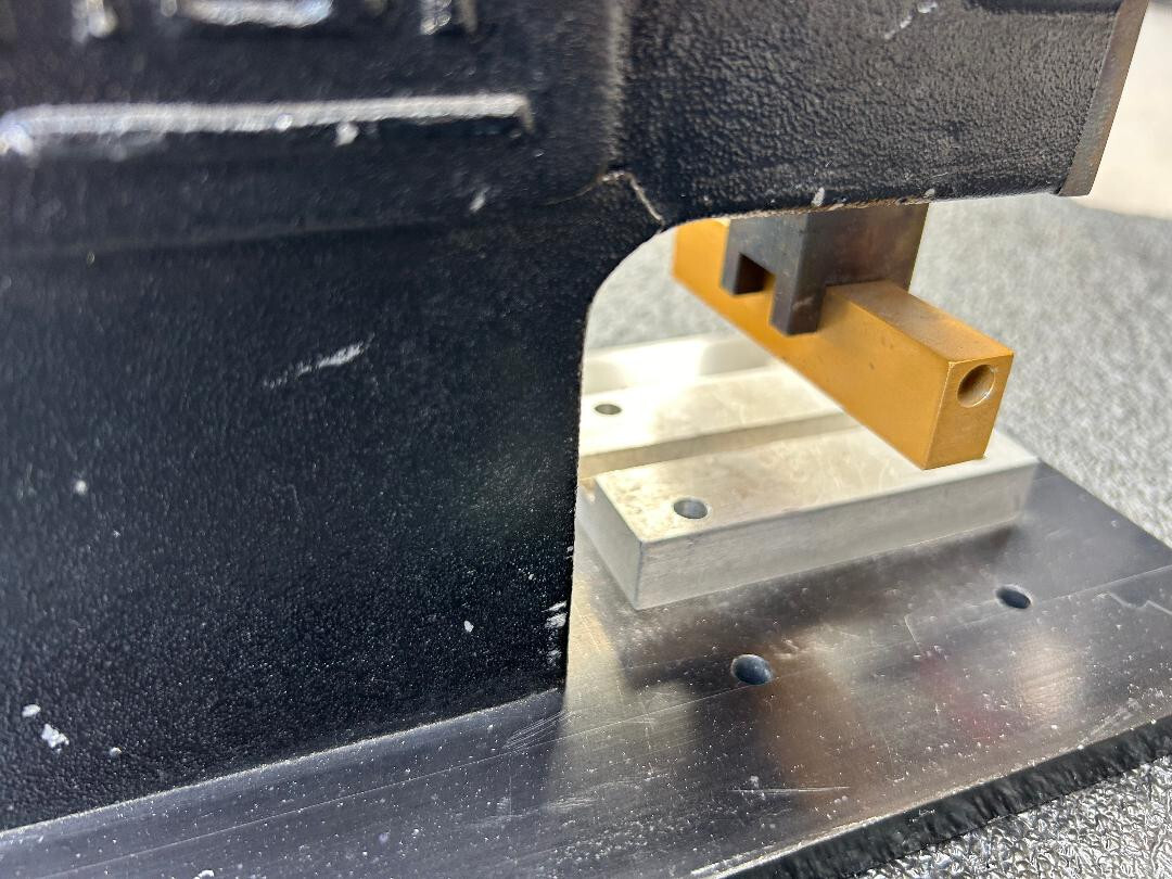H&T Manual Press