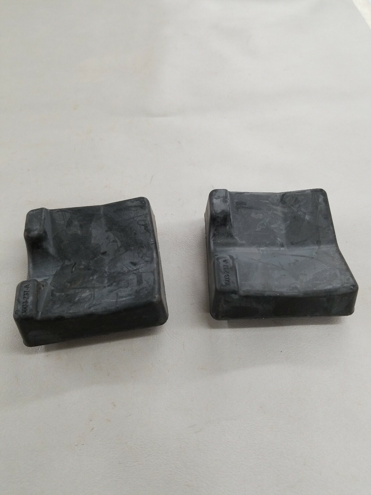 2012 18 ARCTIC CAT M8000 ,CROSSFIRE, M SKI RUBBER BUSHINGS  DAMPER