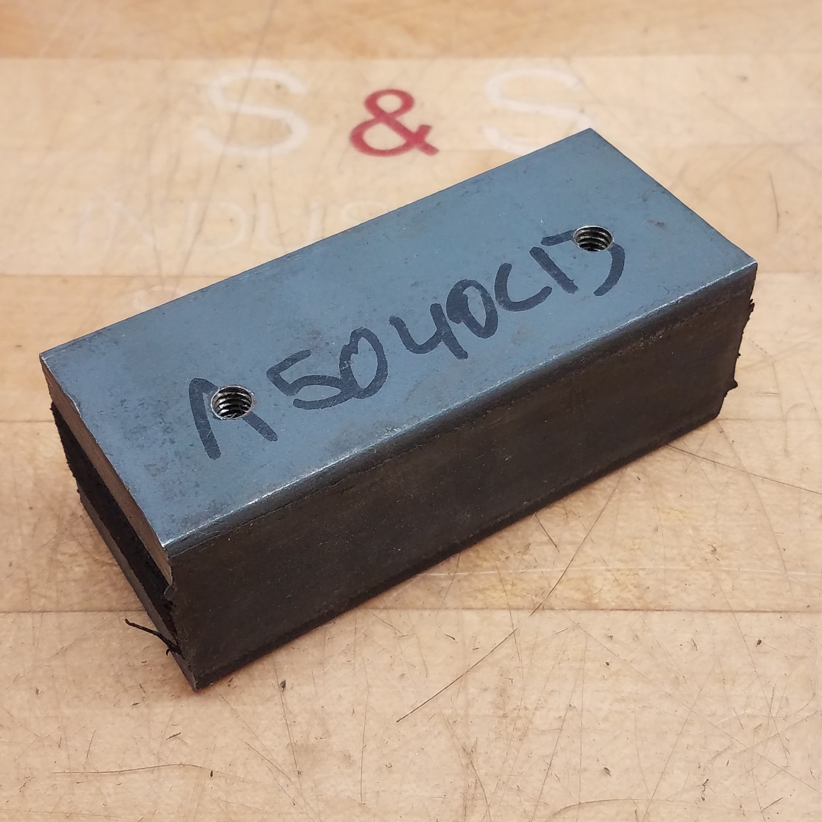 Unbranded Motor Dampening Bar, 4-5/8" x 2" x 1-3/4" - USED