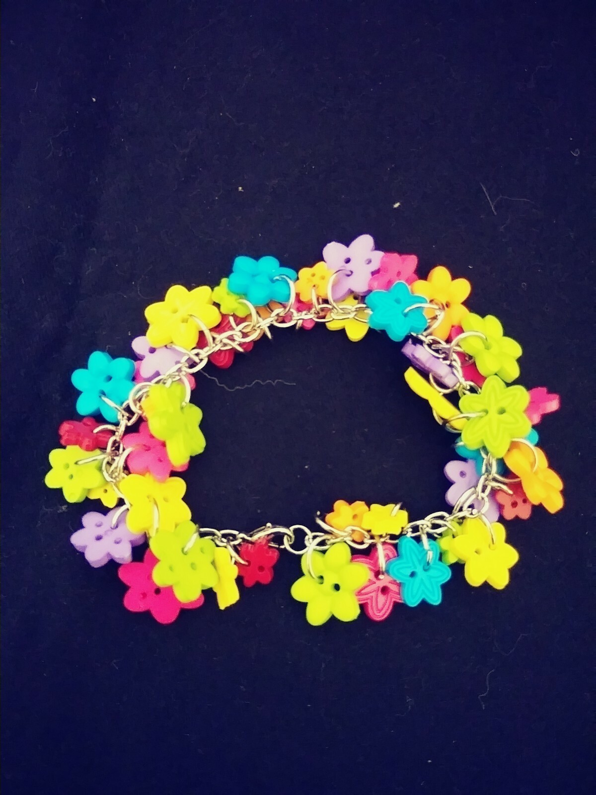 Handmade Colorful Flower Buttons Charm Bracelet - 8"