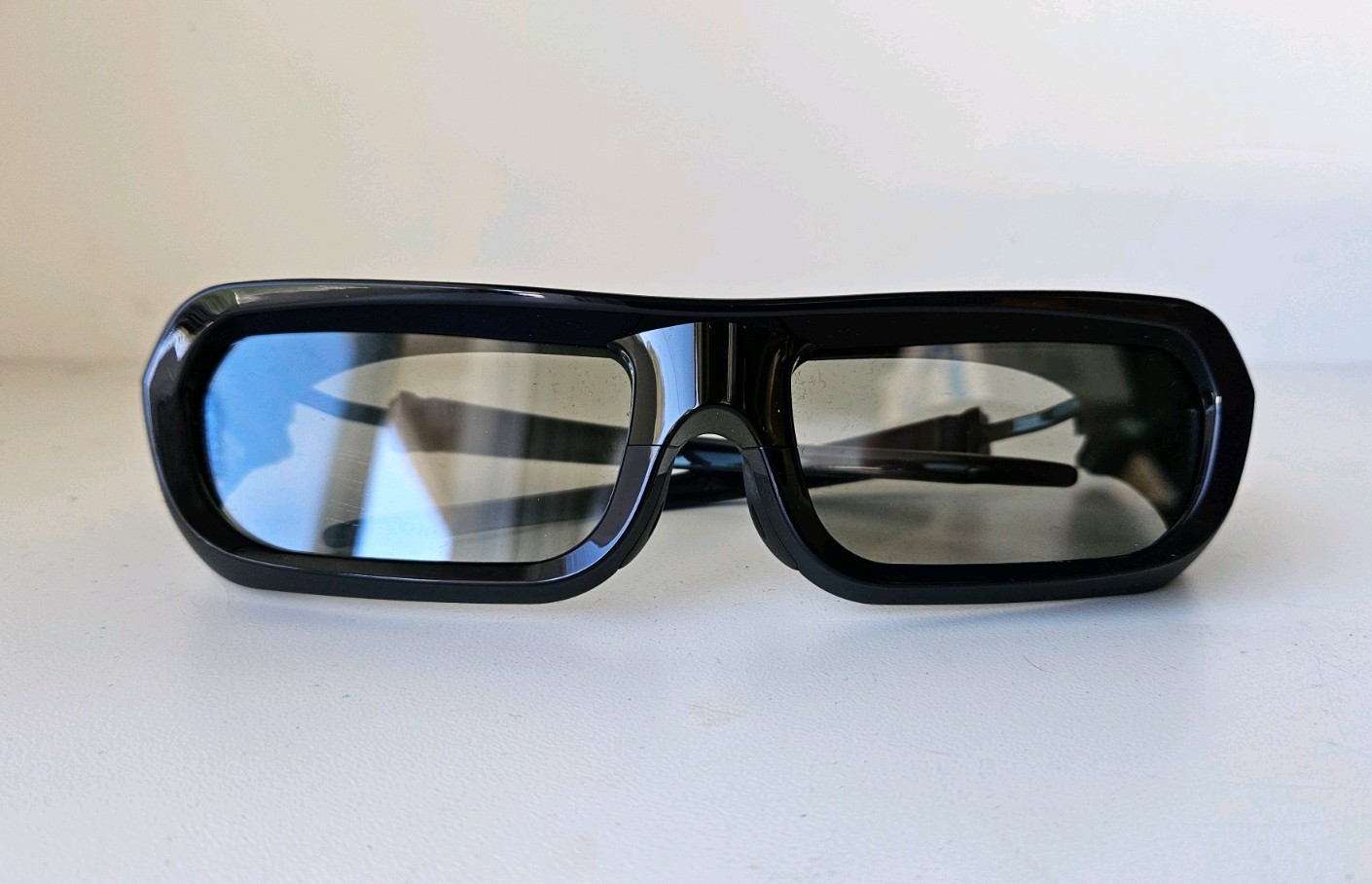 Sony TDG-BR250 Active Shutter 3D Glasses Black on Black