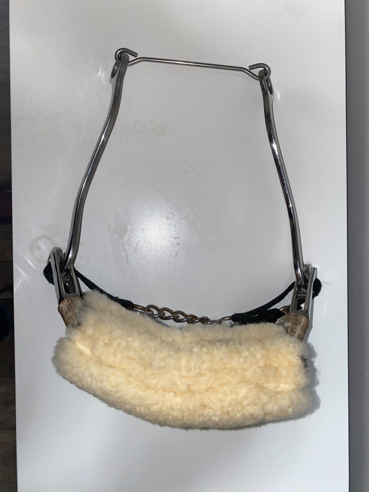 PARTRADE FLEECE NOSE MECHANICAL HACKAMORE WITH CHIN STRAP
