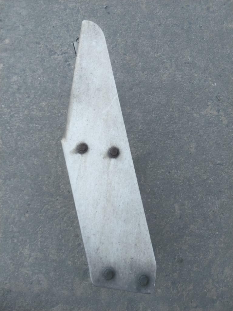 Replaces 2013 PETERBILT 386 FRAME STEP , MD