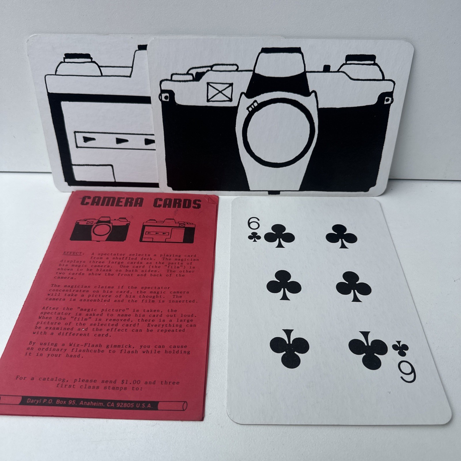 VINTAGE CAMERA CARDS JUMBO CARD MAGIC TRICK BY DARYL