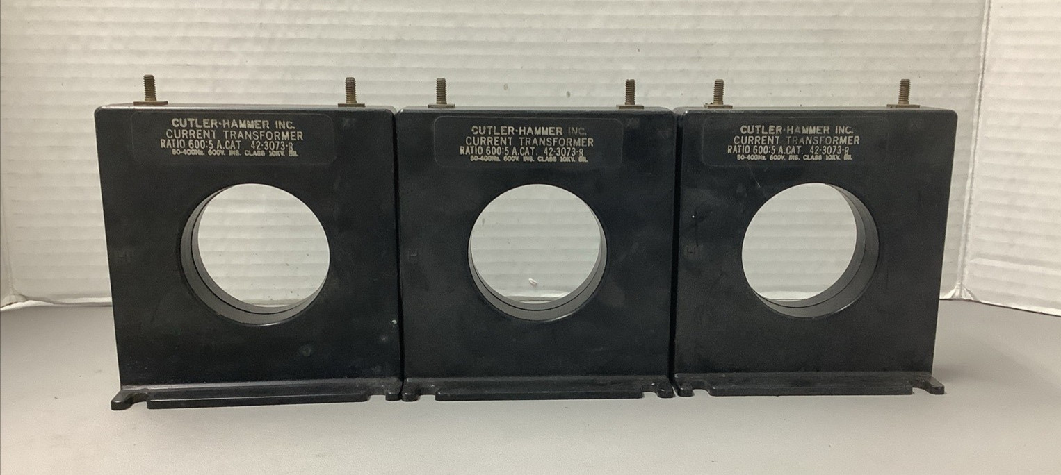 Lot of 3 Cutler Hammer 42-3073-8 Current Transformer 600:5 600V(b26)