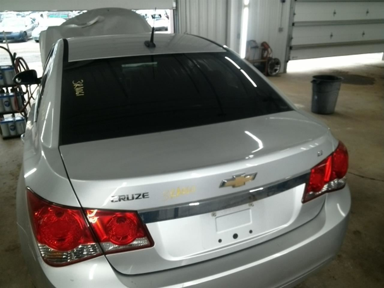 CRUZE 2013 Antenna 104797551