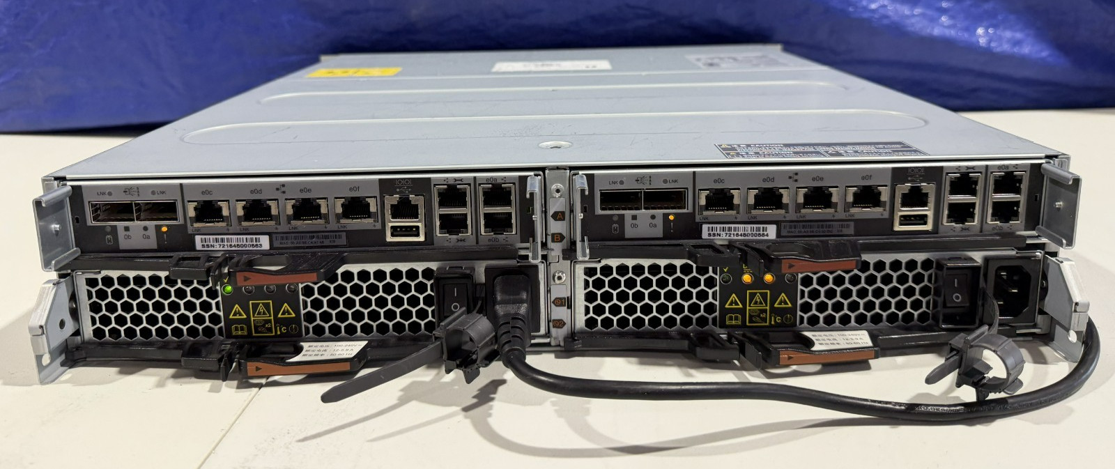 NetApp NAJ-1502 Expansion Shelf Disk 12x LFF 2x Controllers IOM12 #3 See Desc.
