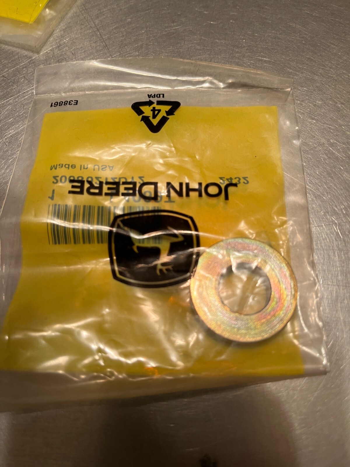 L4069T Genuine OEM John Deere WASHER