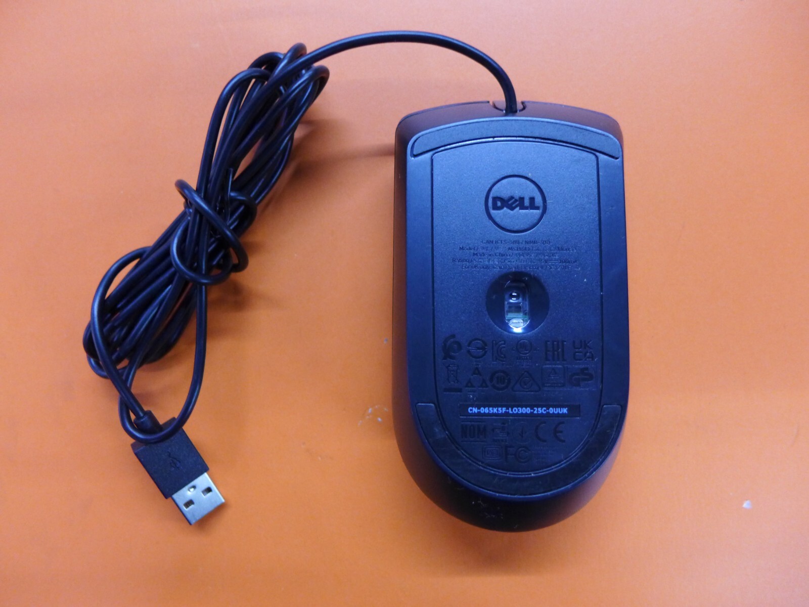 Genuine Dell Wired Optical Scroll Mouse KM300C Black TWGDD