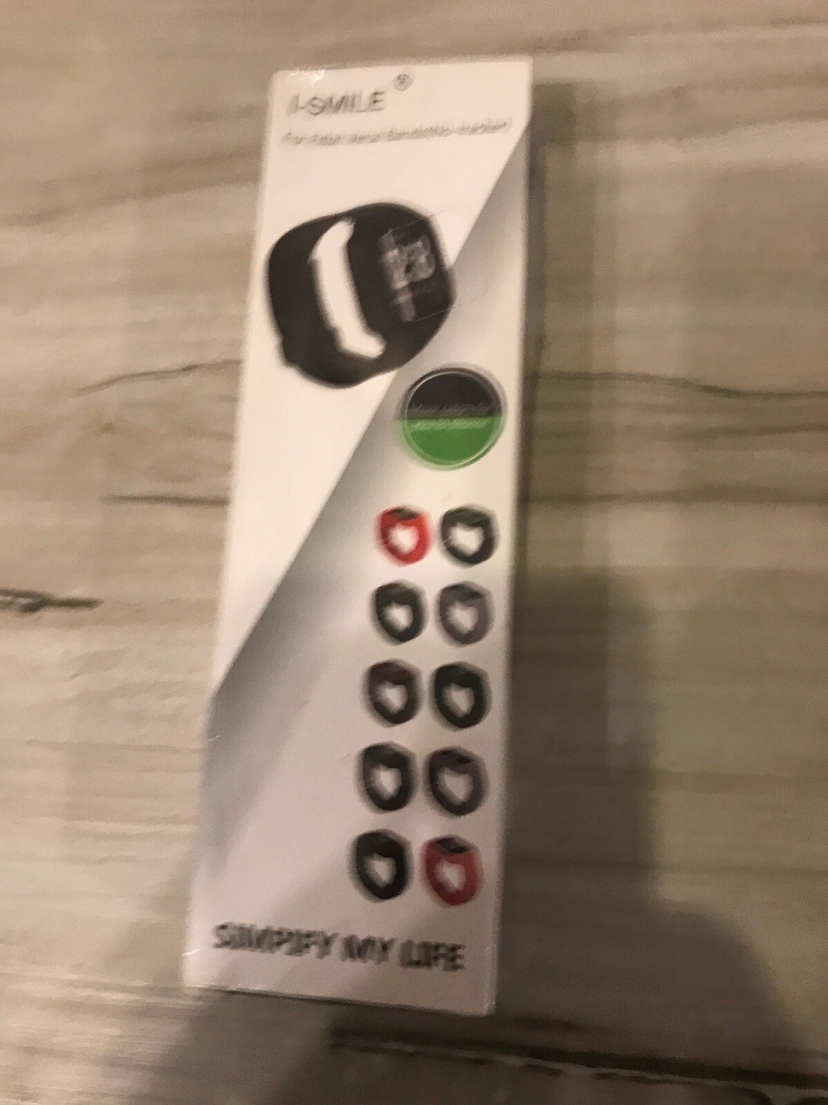 I-Smile Band for Fitbit Versa -Black on Black-No Tracker-New in package.