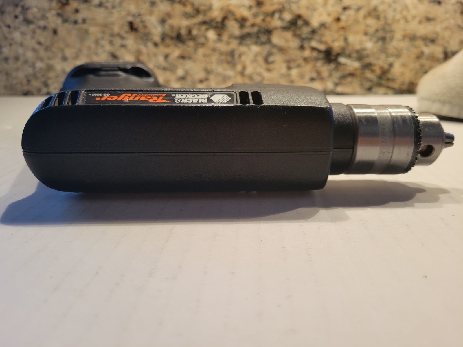 Black & Decker CD5000 Ranger Cordless Drill 8.4 V w/ Battery (Read) and Charger